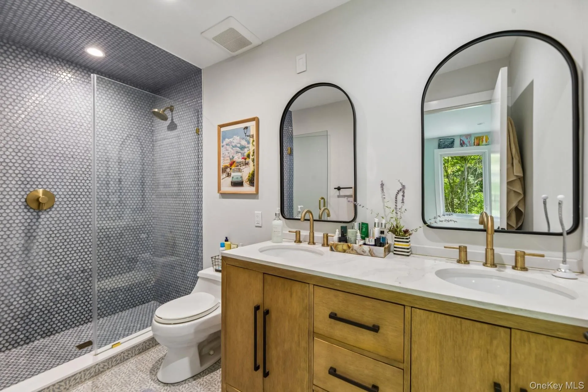 12 Deep View Court, East Hampton, NY, 4 Bedrooms Bedrooms, 8 Rooms Rooms,2 BathroomsBathrooms,Residential,For Rent,Deep View,0,1047210 12 Deep View Court, East Hampton, NY, 4 Bedrooms Bedrooms, 8 Rooms Rooms,2 BathroomsBathrooms,Residential,For Rent,Deep View,0,1047210