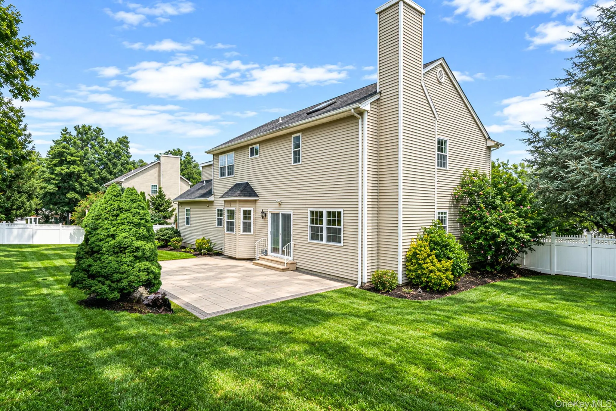 18 Woodridge Lane, Brookhaven, NY, 5 Bedrooms Bedrooms, 9 Rooms Rooms,2 BathroomsBathrooms,Residential,For Rent,Woodridge,0,1047218 18 Woodridge Lane, Brookhaven, NY, 5 Bedrooms Bedrooms, 9 Rooms Rooms,2 BathroomsBathrooms,Residential,For Rent,Woodridge,0,1047218