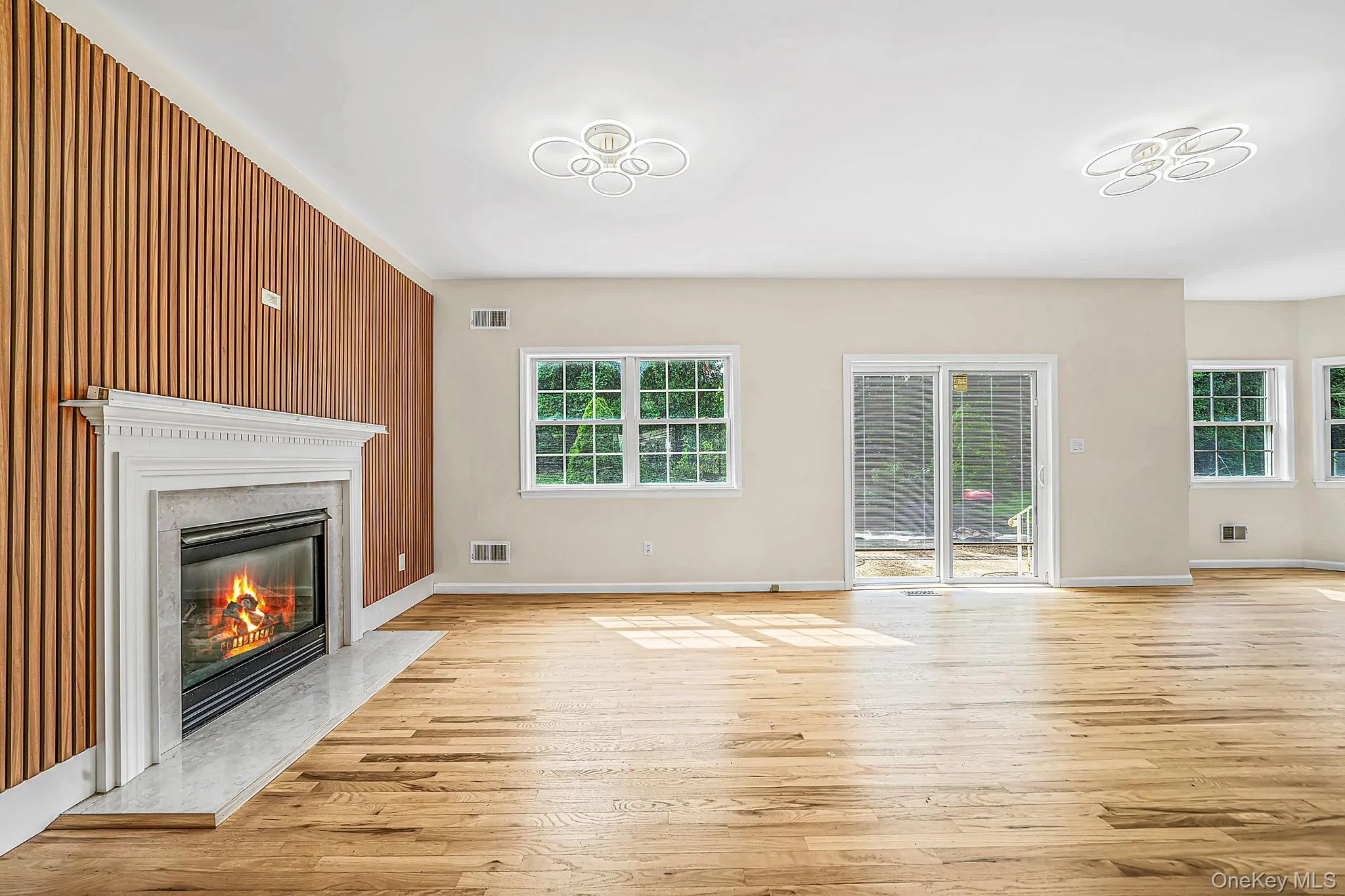18 Woodridge Lane, Brookhaven, NY, 5 Bedrooms Bedrooms, 9 Rooms Rooms,2 BathroomsBathrooms,Residential,For Rent,Woodridge,0,1047218 18 Woodridge Lane, Brookhaven, NY, 5 Bedrooms Bedrooms, 9 Rooms Rooms,2 BathroomsBathrooms,Residential,For Rent,Woodridge,0,1047218