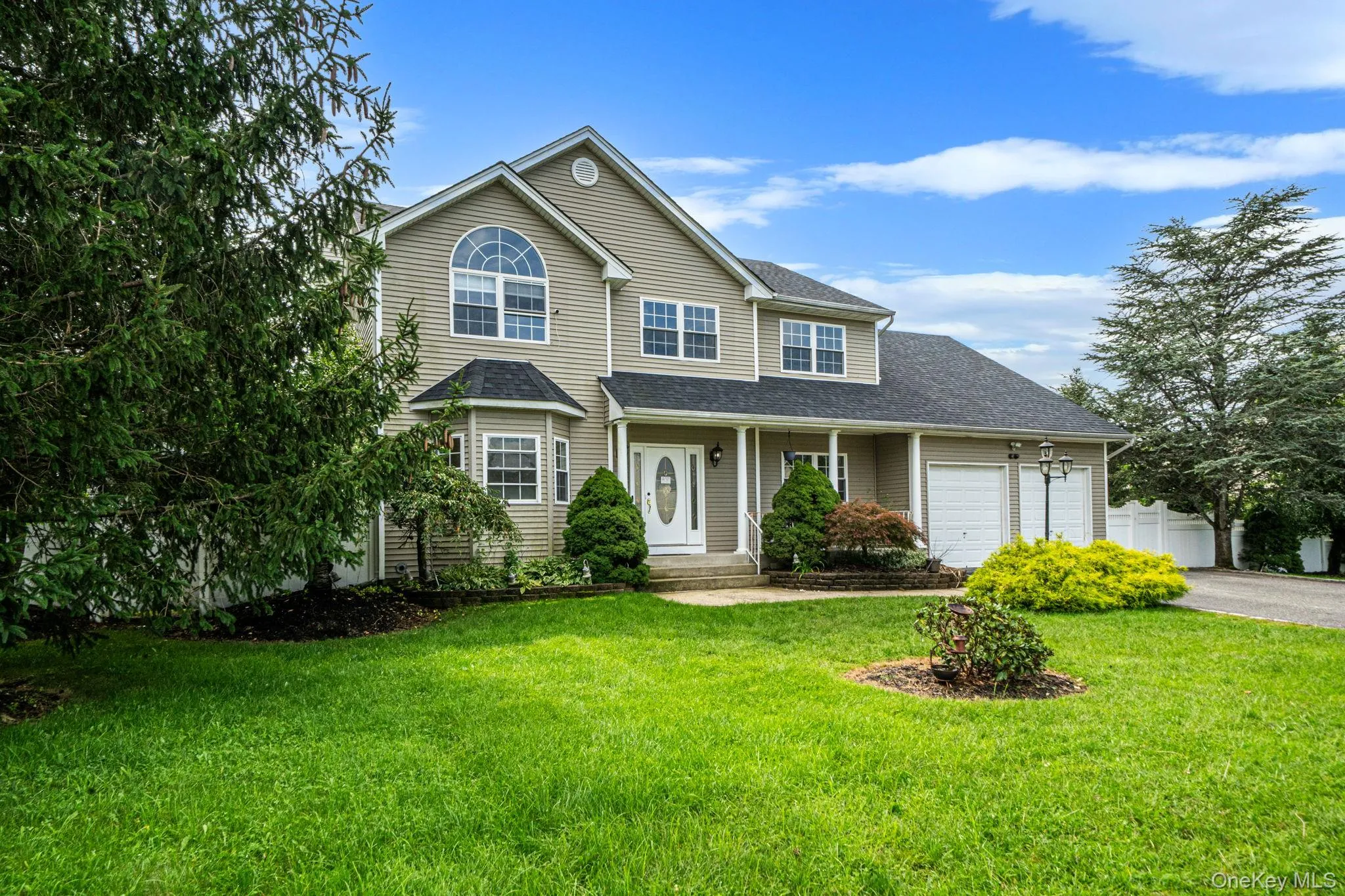 18 Woodridge Lane, Brookhaven, NY, 5 Bedrooms Bedrooms, 9 Rooms Rooms,2 BathroomsBathrooms,Residential,For Rent,Woodridge,0,1047218 18 Woodridge Lane, Brookhaven, NY, 5 Bedrooms Bedrooms, 9 Rooms Rooms,2 BathroomsBathrooms,Residential,For Rent,Woodridge,0,1047218