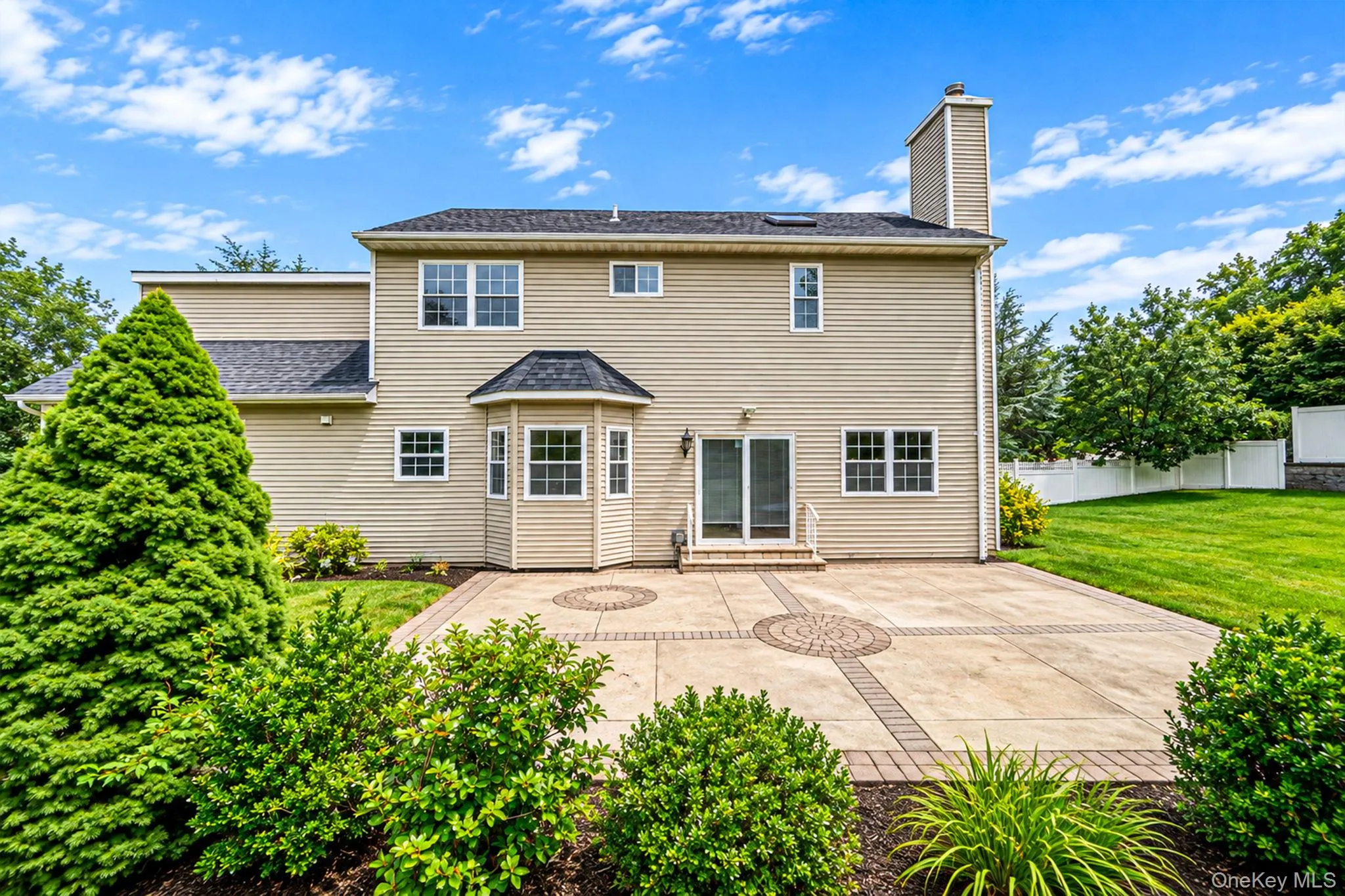 18 Woodridge Lane, Brookhaven, NY, 5 Bedrooms Bedrooms, 9 Rooms Rooms,2 BathroomsBathrooms,Residential,For Rent,Woodridge,0,1047218 18 Woodridge Lane, Brookhaven, NY, 5 Bedrooms Bedrooms, 9 Rooms Rooms,2 BathroomsBathrooms,Residential,For Rent,Woodridge,0,1047218