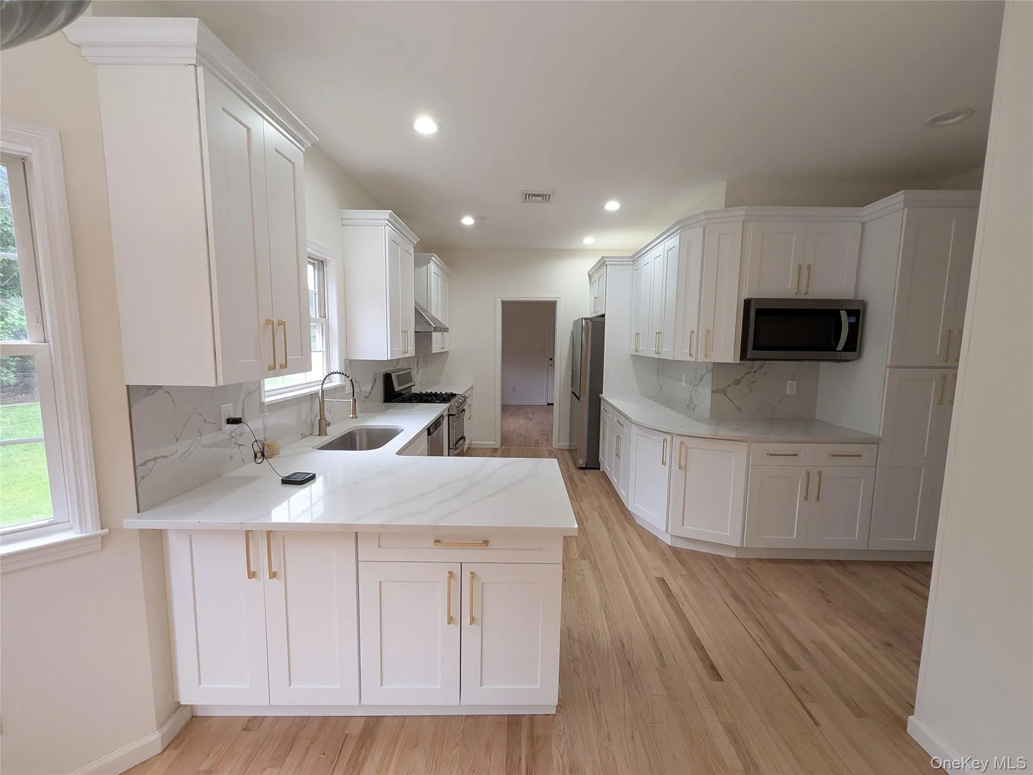 18 Woodridge Lane, Brookhaven, NY, 5 Bedrooms Bedrooms, 9 Rooms Rooms,2 BathroomsBathrooms,Residential,For Rent,Woodridge,0,1047218 18 Woodridge Lane, Brookhaven, NY, 5 Bedrooms Bedrooms, 9 Rooms Rooms,2 BathroomsBathrooms,Residential,For Rent,Woodridge,0,1047218