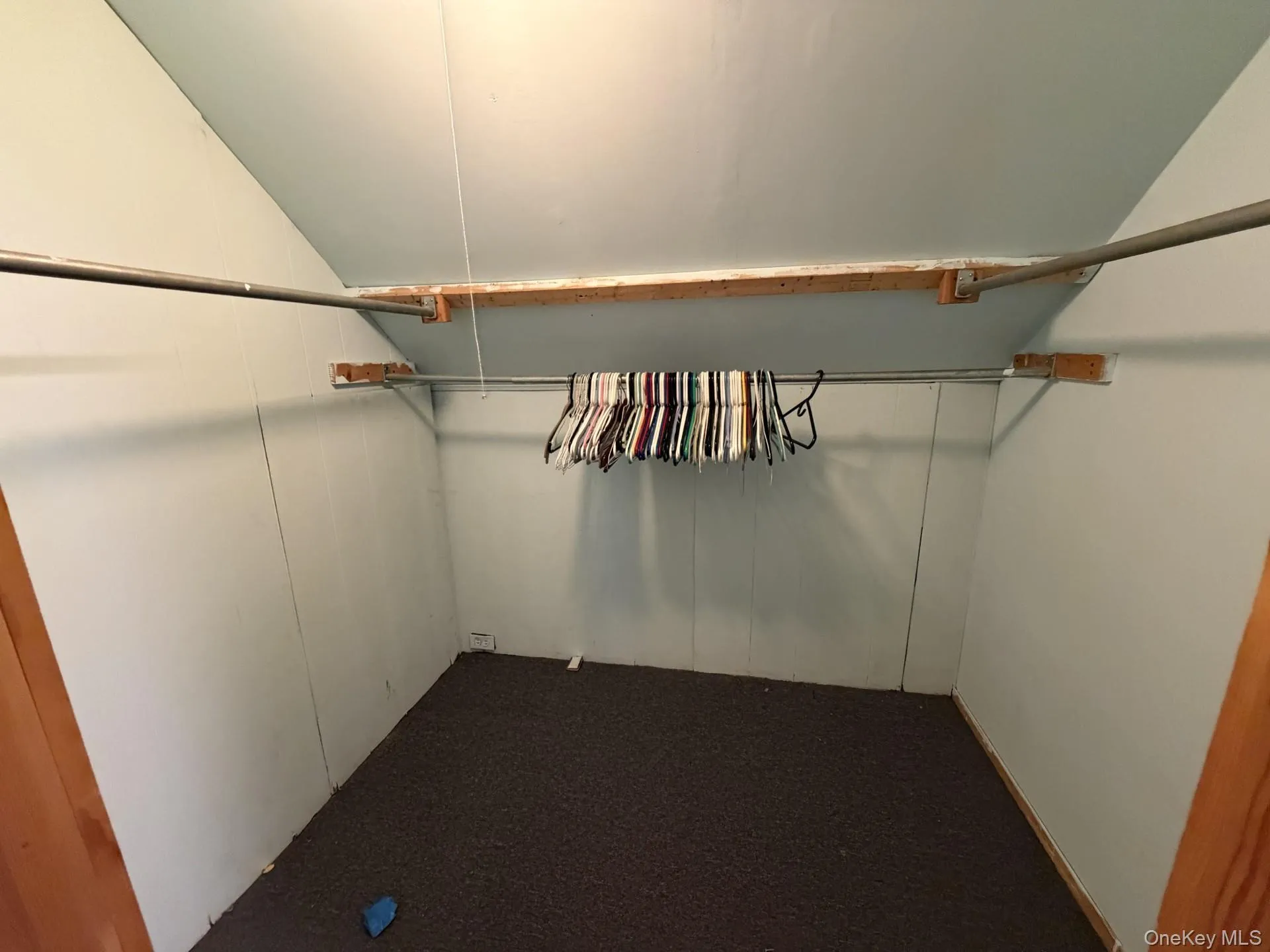 184 Horton Avenue, Hempstead, NY, 3 Bedrooms Bedrooms, 7 Rooms Rooms,1 BathroomBathrooms,Residential Lease,For Rent,Horton,0,1047219 184 Horton Avenue, Hempstead, NY, 3 Bedrooms Bedrooms, 7 Rooms Rooms,1 BathroomBathrooms,Residential Lease,For Rent,Horton,0,1047219
