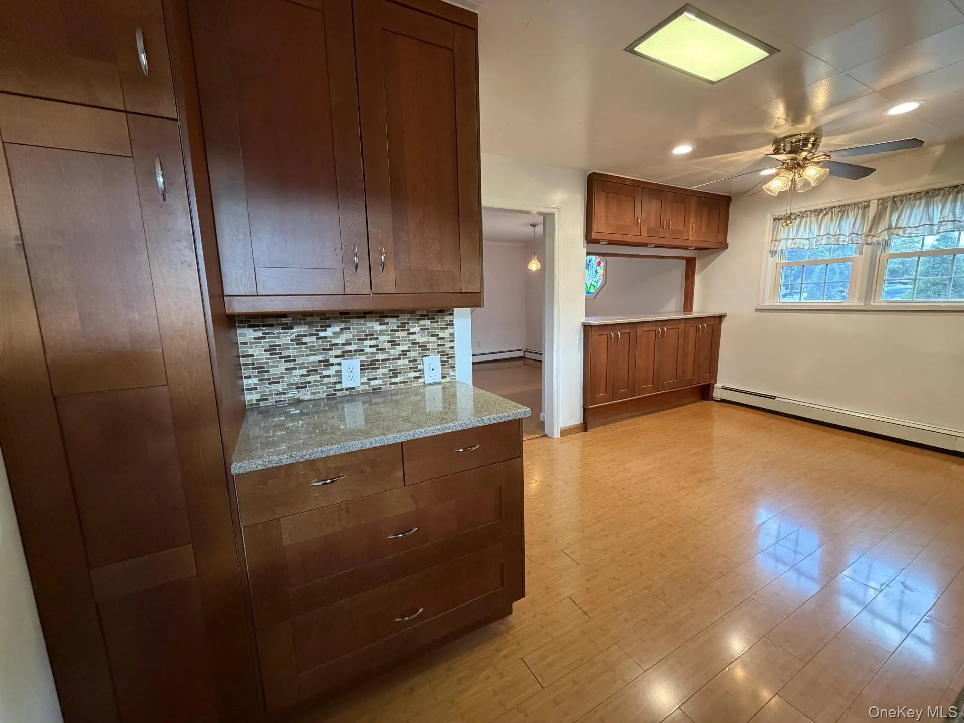 184 Horton Avenue, Hempstead, NY, 3 Bedrooms Bedrooms, 7 Rooms Rooms,1 BathroomBathrooms,Residential Lease,For Rent,Horton,0,1047219 184 Horton Avenue, Hempstead, NY, 3 Bedrooms Bedrooms, 7 Rooms Rooms,1 BathroomBathrooms,Residential Lease,For Rent,Horton,0,1047219
