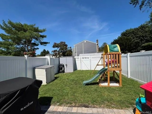 12 Federal Lane, Brookhaven, NY, 3 Bedrooms Bedrooms, 7 Rooms Rooms,1 BathroomBathrooms,Residential,For Rent,Federal,0,1047222 12 Federal Lane, Brookhaven, NY, 3 Bedrooms Bedrooms, 7 Rooms Rooms,1 BathroomBathrooms,Residential,For Rent,Federal,0,1047222