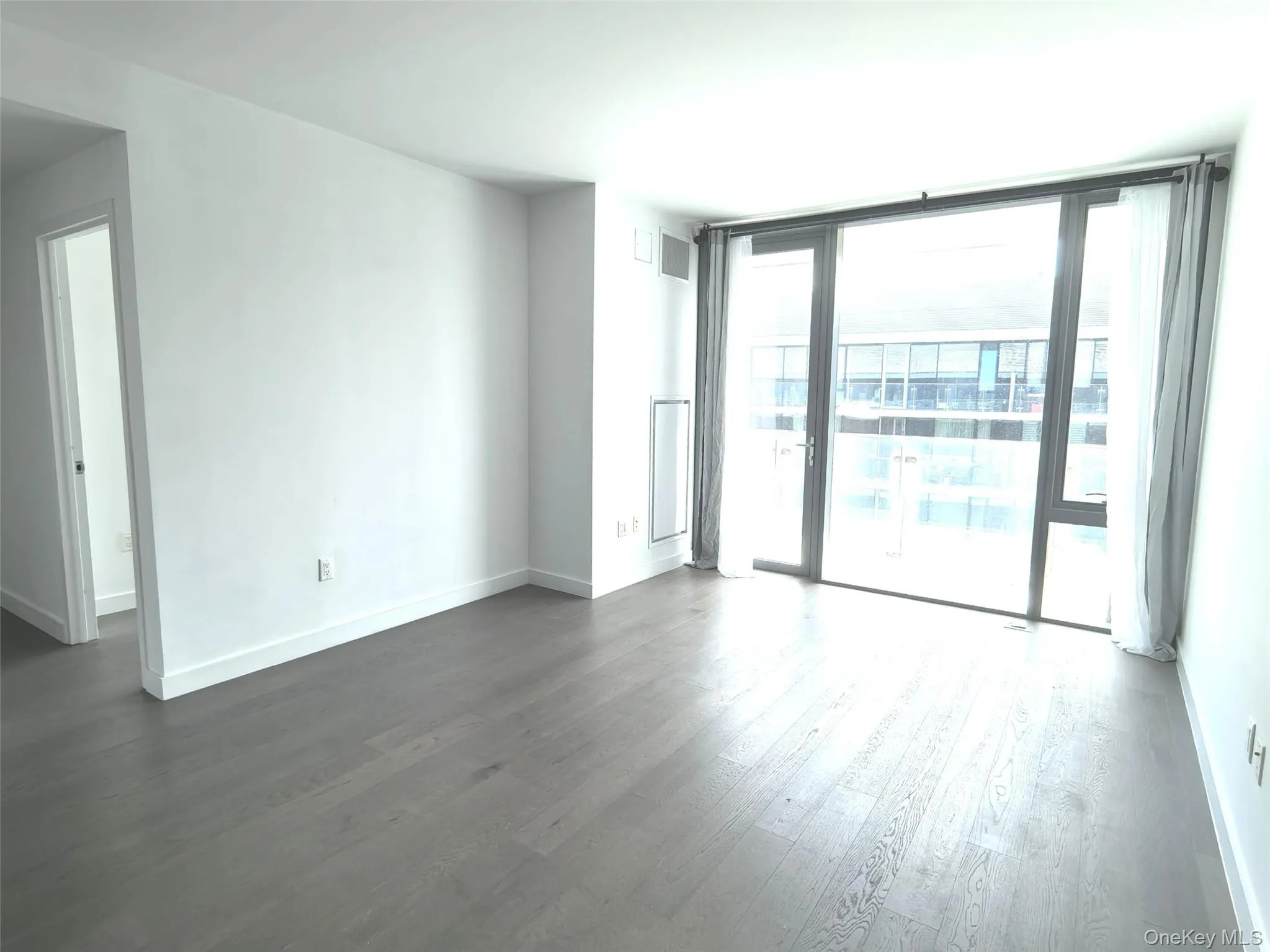 13103 40th Road, New York, NY, 2 Bedrooms Bedrooms, 5 Rooms Rooms,2 BathroomsBathrooms,Residential,For Rent,40th,0,1047223 13103 40th Road, New York, NY, 2 Bedrooms Bedrooms, 5 Rooms Rooms,2 BathroomsBathrooms,Residential,For Rent,40th,0,1047223