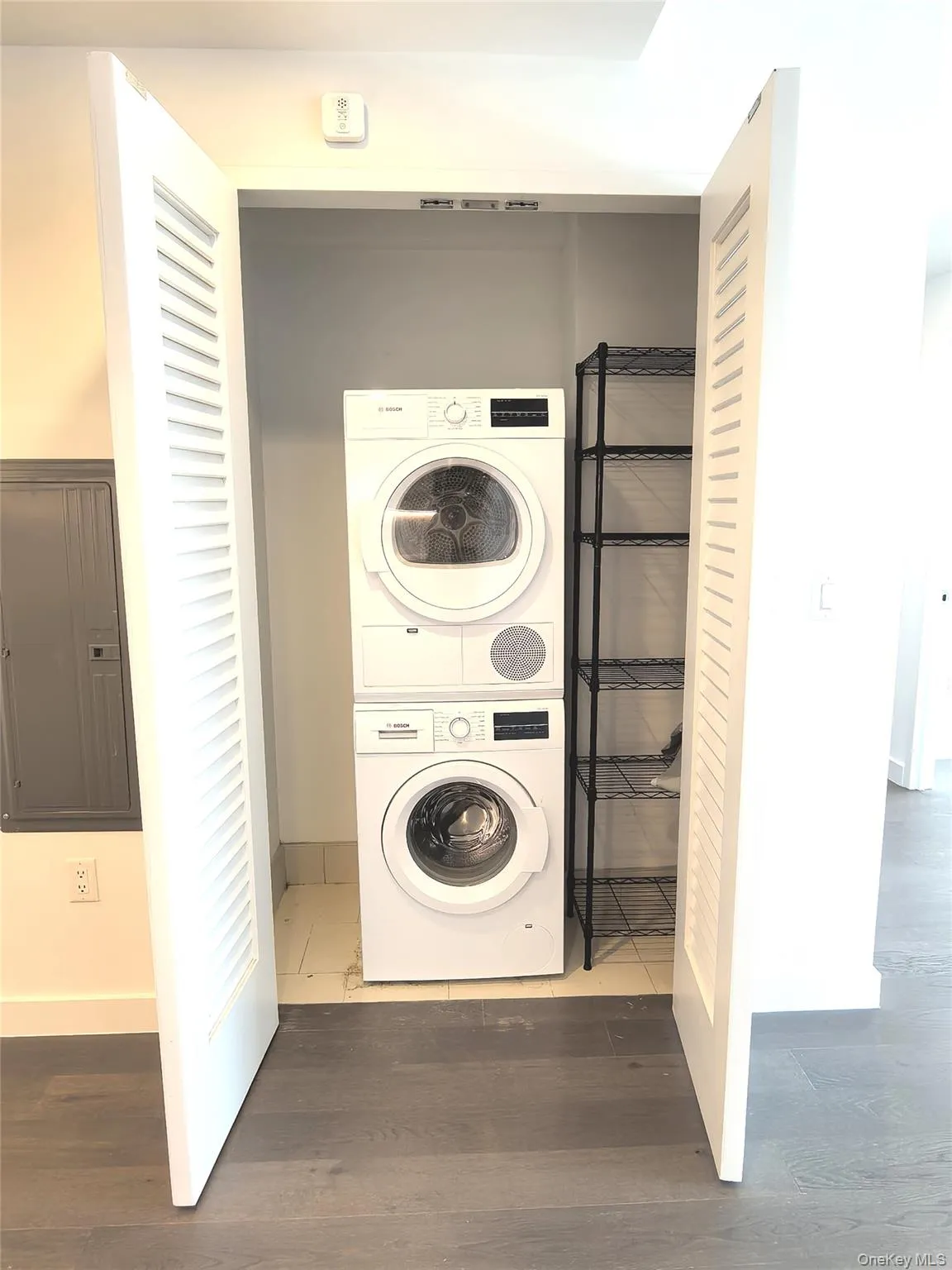 13103 40th Road, New York, NY, 2 Bedrooms Bedrooms, 5 Rooms Rooms,2 BathroomsBathrooms,Residential,For Rent,40th,0,1047223 13103 40th Road, New York, NY, 2 Bedrooms Bedrooms, 5 Rooms Rooms,2 BathroomsBathrooms,Residential,For Rent,40th,0,1047223