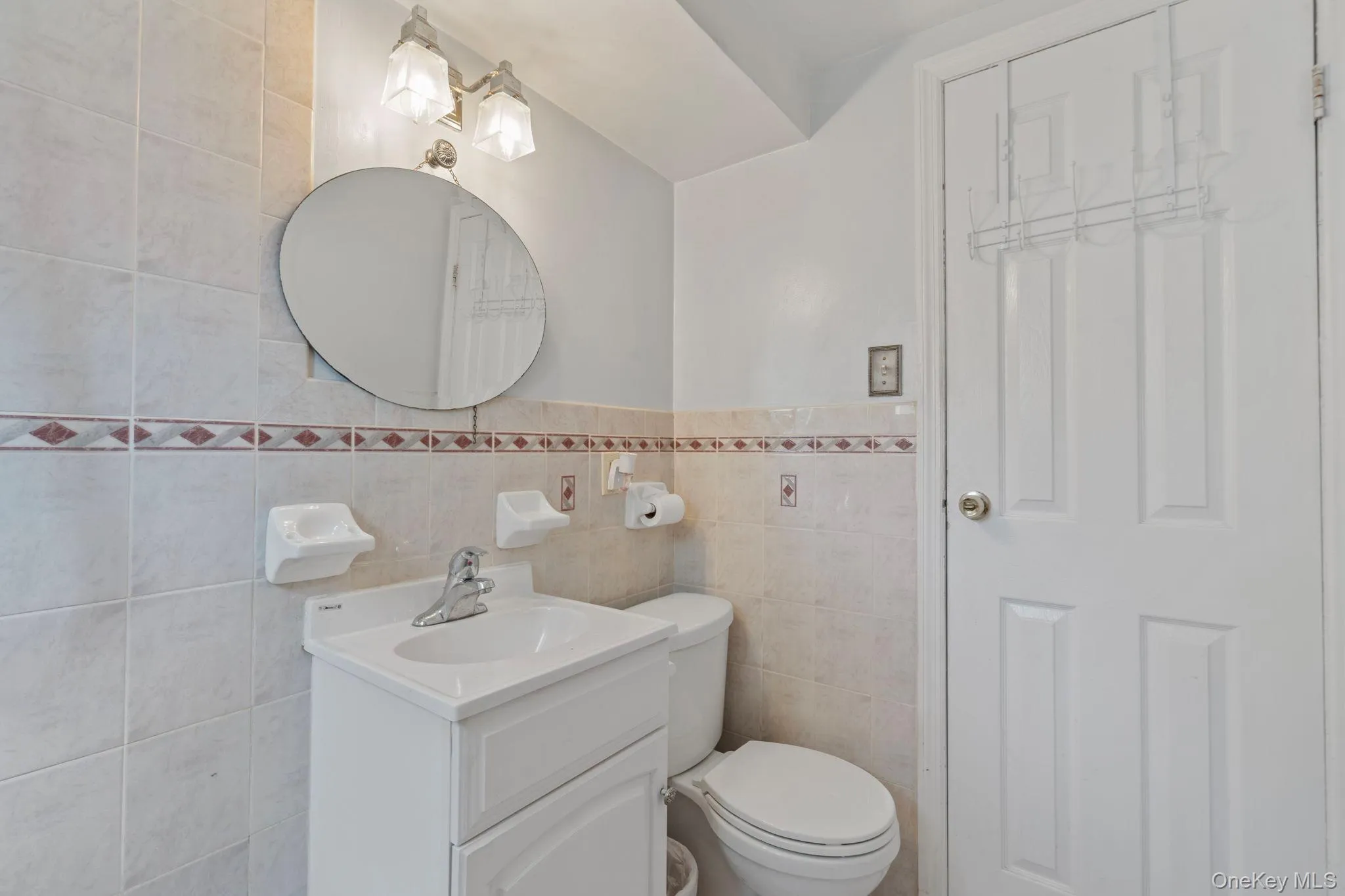18 Brooklyn Avenue, Hempstead, NY, 4 Bedrooms Bedrooms, 8 Rooms Rooms,2 BathroomsBathrooms,Residential,For Rent,Brooklyn,0,1047228 18 Brooklyn Avenue, Hempstead, NY, 4 Bedrooms Bedrooms, 8 Rooms Rooms,2 BathroomsBathrooms,Residential,For Rent,Brooklyn,0,1047228