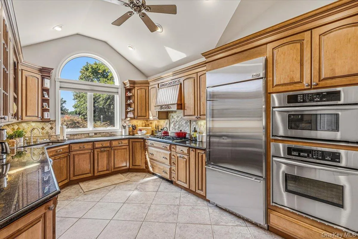 31 Dehan Street, Smithtown, NY, 3 Bedrooms Bedrooms, 14 Rooms Rooms,2 BathroomsBathrooms,Residential,For Rent,Dehan,0,1047231 31 Dehan Street, Smithtown, NY, 3 Bedrooms Bedrooms, 14 Rooms Rooms,2 BathroomsBathrooms,Residential,For Rent,Dehan,0,1047231