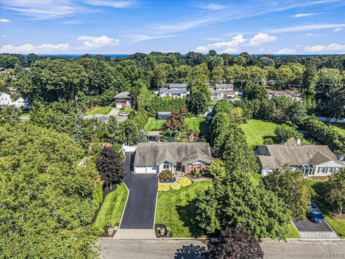 31 Dehan Street, Smithtown, NY, 3 Bedrooms Bedrooms, 14 Rooms Rooms,2 BathroomsBathrooms,Residential,For Rent,Dehan,0,1047231 31 Dehan Street, Smithtown, NY, 3 Bedrooms Bedrooms, 14 Rooms Rooms,2 BathroomsBathrooms,Residential,For Rent,Dehan,0,1047231