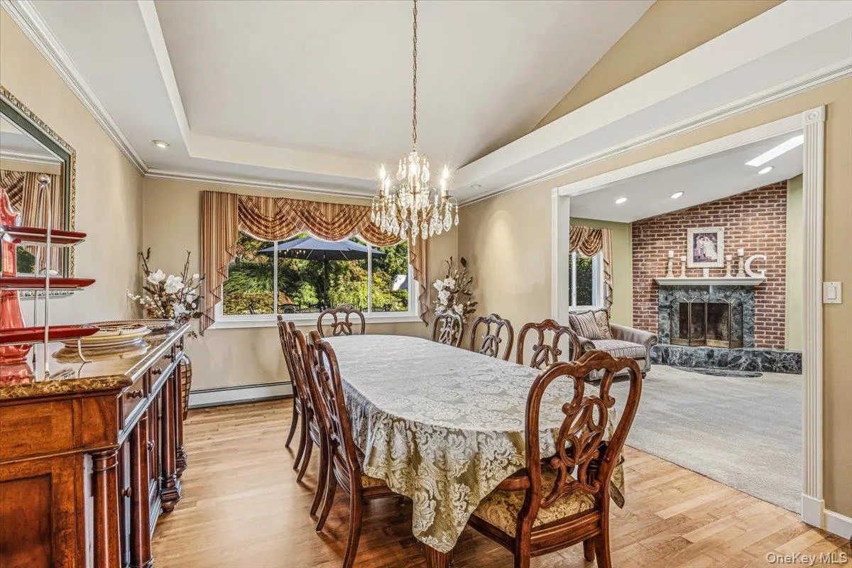 31 Dehan Street, Smithtown, NY, 3 Bedrooms Bedrooms, 14 Rooms Rooms,2 BathroomsBathrooms,Residential,For Rent,Dehan,0,1047231 31 Dehan Street, Smithtown, NY, 3 Bedrooms Bedrooms, 14 Rooms Rooms,2 BathroomsBathrooms,Residential,For Rent,Dehan,0,1047231