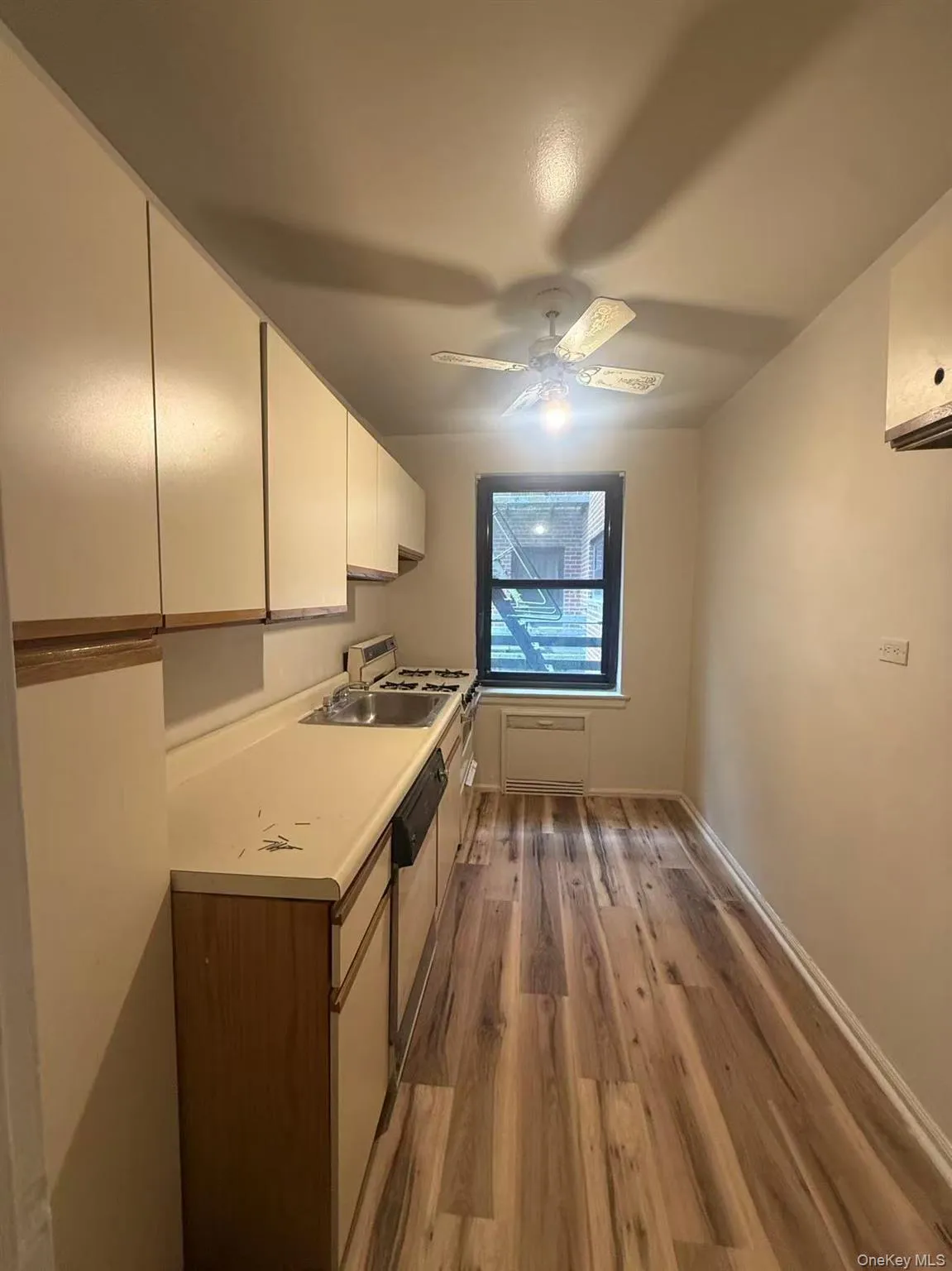 21110 73 Avenue, New York, NY, 1 Bedroom Bedrooms, 3 Rooms Rooms,1 BathroomBathrooms,Residential,For Rent,73,0,1047232 21110 73 Avenue, New York, NY, 1 Bedroom Bedrooms, 3 Rooms Rooms,1 BathroomBathrooms,Residential,For Rent,73,0,1047232