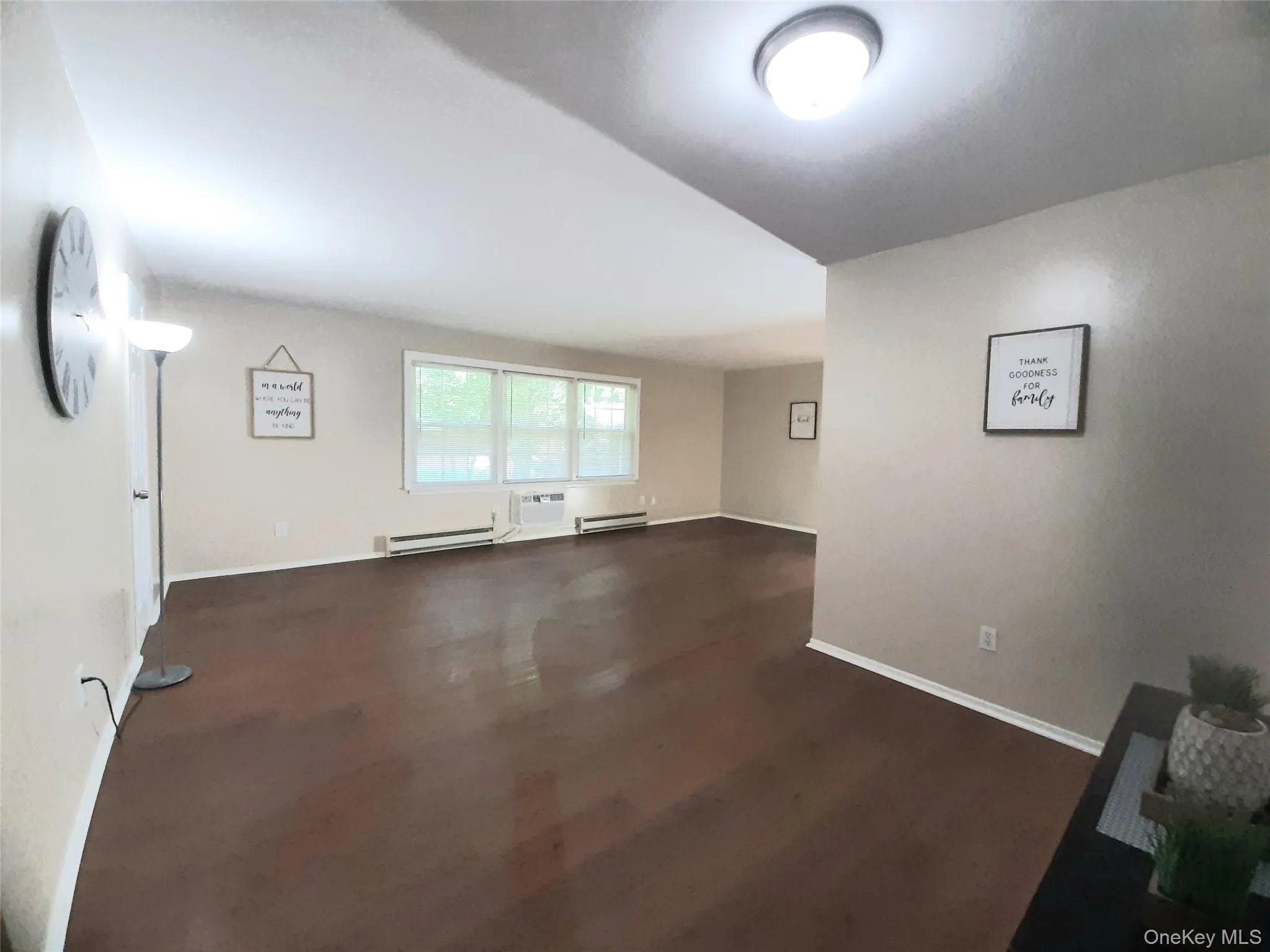 5 Wildwood Drive, Wappinger, NY, 1 Bedroom Bedrooms, 3 Rooms Rooms,1 BathroomBathrooms,Residential,For Rent,Wildwood,0,1047233 5 Wildwood Drive, Wappinger, NY, 1 Bedroom Bedrooms, 3 Rooms Rooms,1 BathroomBathrooms,Residential,For Rent,Wildwood,0,1047233