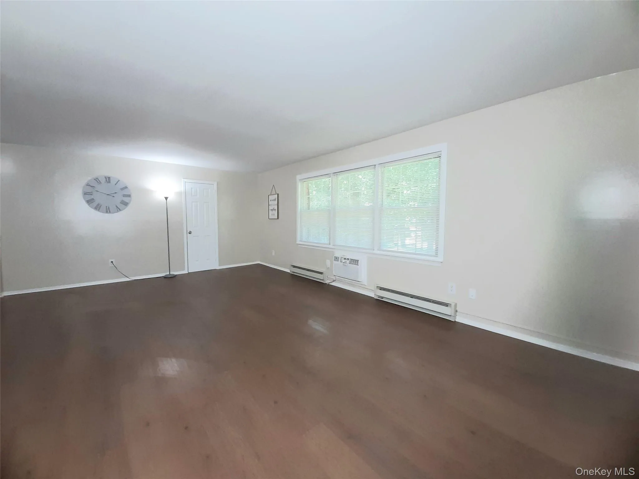 5 Wildwood Drive, Wappinger, NY, 1 Bedroom Bedrooms, 3 Rooms Rooms,1 BathroomBathrooms,Residential,For Rent,Wildwood,0,1047233 5 Wildwood Drive, Wappinger, NY, 1 Bedroom Bedrooms, 3 Rooms Rooms,1 BathroomBathrooms,Residential,For Rent,Wildwood,0,1047233