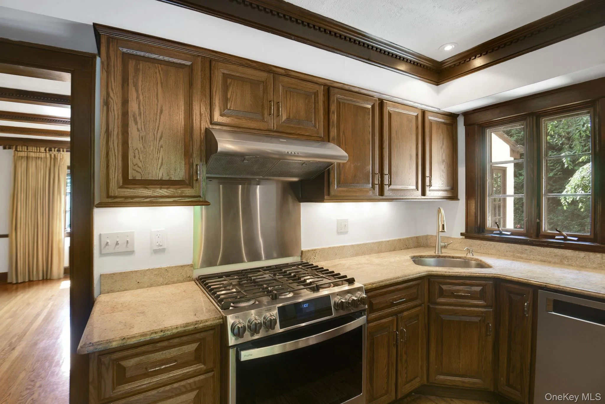 46 Fenimore Road, Scarsdale, NY, 5 Bedrooms Bedrooms, 12 Rooms Rooms,3 BathroomsBathrooms,Residential,For Rent,Fenimore,0,1047235 46 Fenimore Road, Scarsdale, NY, 5 Bedrooms Bedrooms, 12 Rooms Rooms,3 BathroomsBathrooms,Residential,For Rent,Fenimore,0,1047235