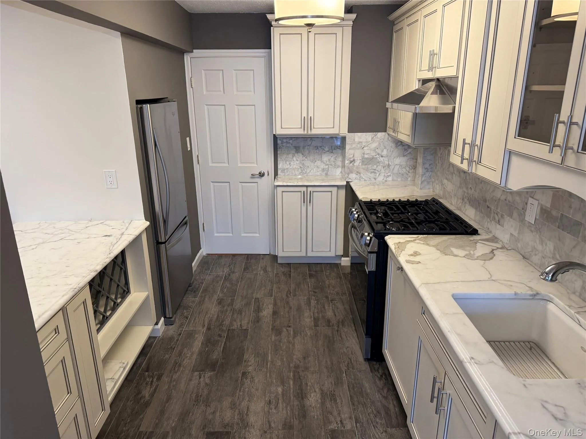 750 Shore Road, Long Beach, NY, 1 Bedroom Bedrooms, 4 Rooms Rooms,1 BathroomBathrooms,Residential Lease,For Rent,Shore,0,1047236 750 Shore Road, Long Beach, NY, 1 Bedroom Bedrooms, 4 Rooms Rooms,1 BathroomBathrooms,Residential Lease,For Rent,Shore,0,1047236