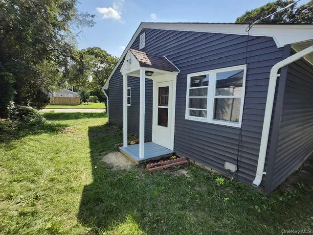 73 Morton Street, Brookhaven, NY, 3 Bedrooms Bedrooms, 6 Rooms Rooms,1 BathroomBathrooms,Residential,For Rent,Morton,0,1047237 73 Morton Street, Brookhaven, NY, 3 Bedrooms Bedrooms, 6 Rooms Rooms,1 BathroomBathrooms,Residential,For Rent,Morton,0,1047237