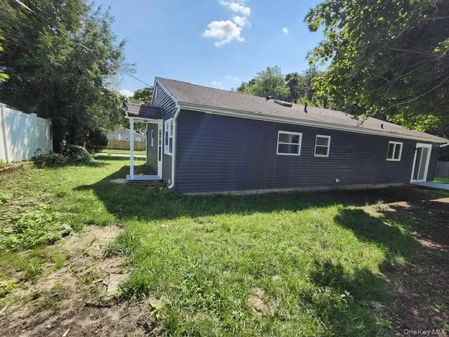 73 Morton Street, Brookhaven, NY, 3 Bedrooms Bedrooms, 6 Rooms Rooms,1 BathroomBathrooms,Residential,For Rent,Morton,0,1047237 73 Morton Street, Brookhaven, NY, 3 Bedrooms Bedrooms, 6 Rooms Rooms,1 BathroomBathrooms,Residential,For Rent,Morton,0,1047237