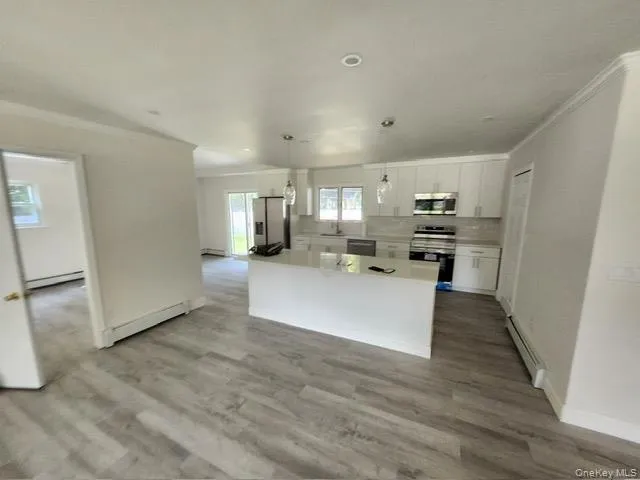 73 Morton Street, Brookhaven, NY, 3 Bedrooms Bedrooms, 6 Rooms Rooms,1 BathroomBathrooms,Residential,For Rent,Morton,0,1047237 73 Morton Street, Brookhaven, NY, 3 Bedrooms Bedrooms, 6 Rooms Rooms,1 BathroomBathrooms,Residential,For Rent,Morton,0,1047237