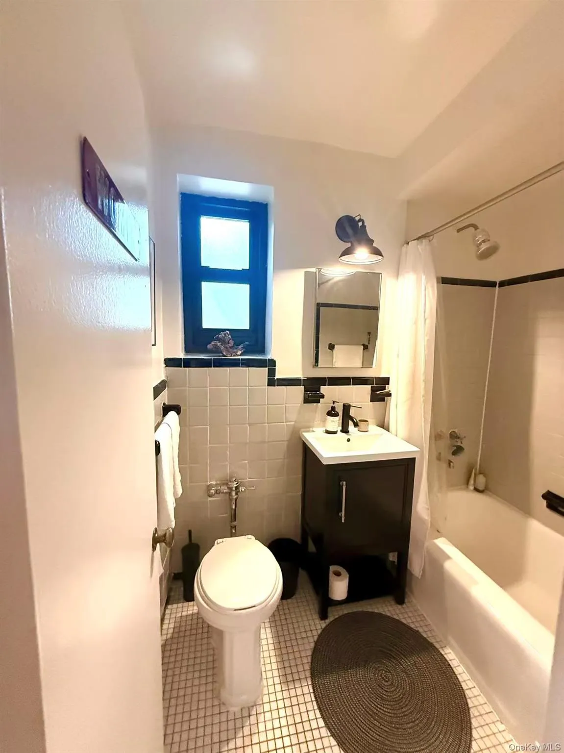 7550 Bell Boulevard, New York, NY, 1 Bedroom Bedrooms, 3 Rooms Rooms,1 BathroomBathrooms,Residential,For Rent,Bell,0,1047240 7550 Bell Boulevard, New York, NY, 1 Bedroom Bedrooms, 3 Rooms Rooms,1 BathroomBathrooms,Residential,For Rent,Bell,0,1047240