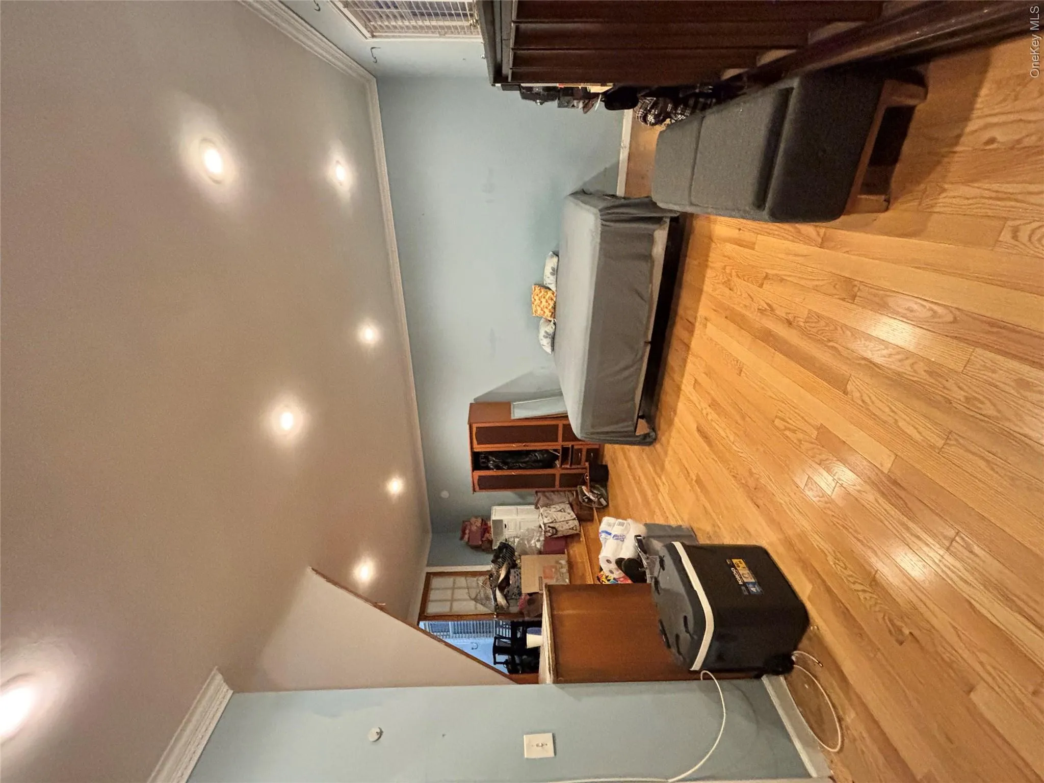 3614 Paulding Avenue, New York, NY, 3 Bedrooms Bedrooms, 10 Rooms Rooms,3 BathroomsBathrooms,Residential,For Rent,Paulding,0,1047245 3614 Paulding Avenue, New York, NY, 3 Bedrooms Bedrooms, 10 Rooms Rooms,3 BathroomsBathrooms,Residential,For Rent,Paulding,0,1047245