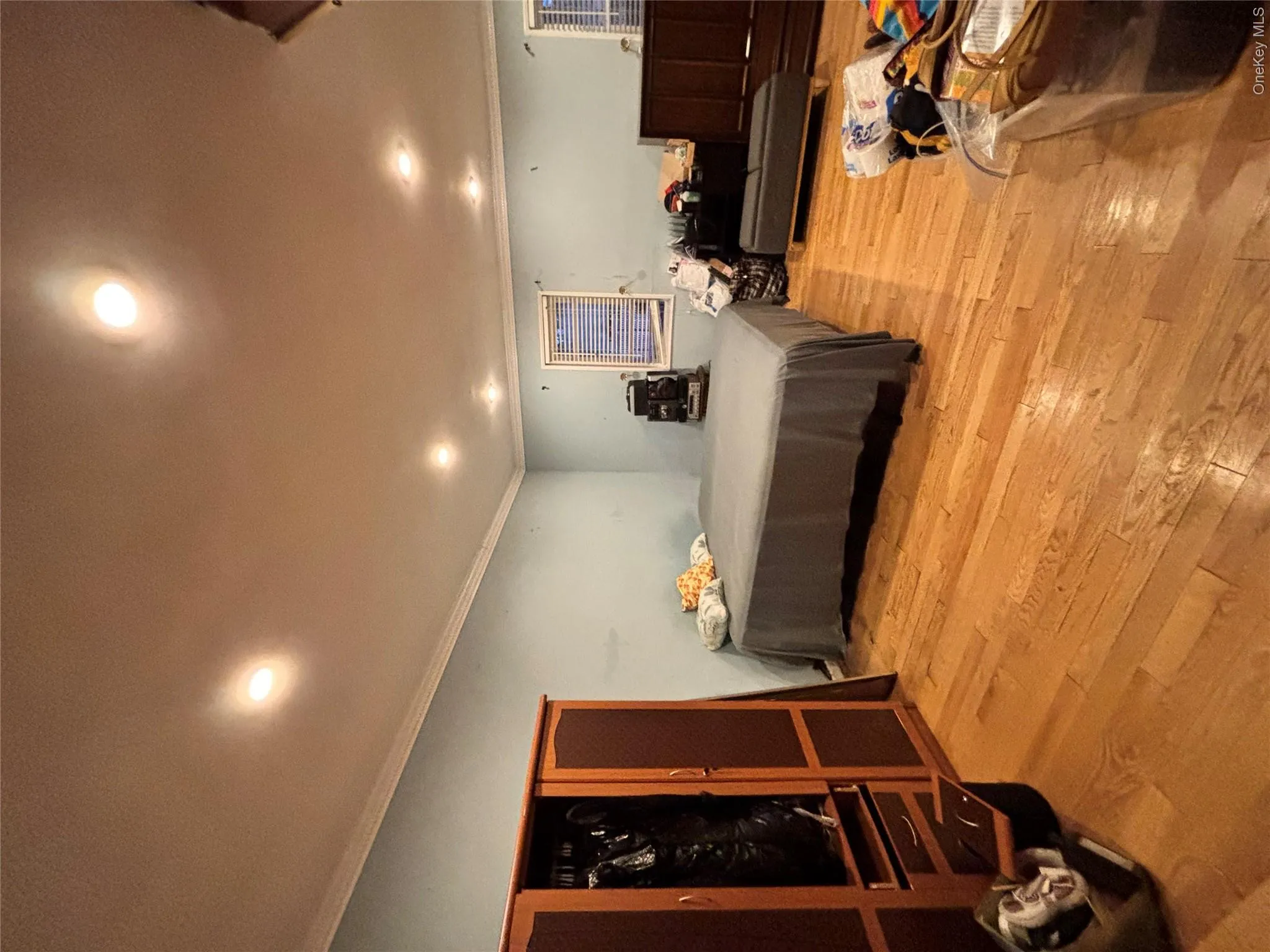 3614 Paulding Avenue, New York, NY, 3 Bedrooms Bedrooms, 10 Rooms Rooms,3 BathroomsBathrooms,Residential,For Rent,Paulding,0,1047245 3614 Paulding Avenue, New York, NY, 3 Bedrooms Bedrooms, 10 Rooms Rooms,3 BathroomsBathrooms,Residential,For Rent,Paulding,0,1047245