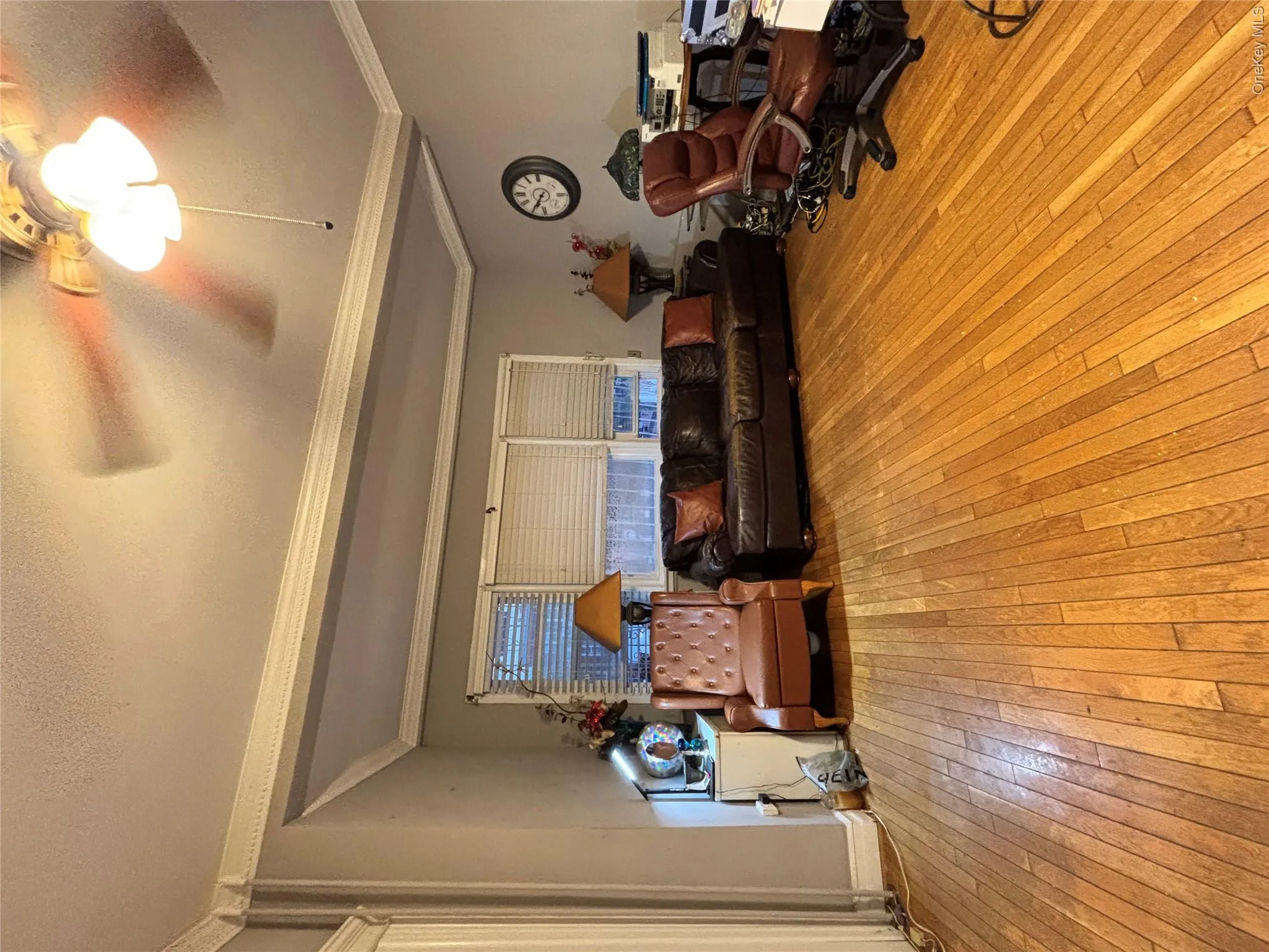 3614 Paulding Avenue, New York, NY, 3 Bedrooms Bedrooms, 10 Rooms Rooms,3 BathroomsBathrooms,Residential,For Rent,Paulding,0,1047245 3614 Paulding Avenue, New York, NY, 3 Bedrooms Bedrooms, 10 Rooms Rooms,3 BathroomsBathrooms,Residential,For Rent,Paulding,0,1047245