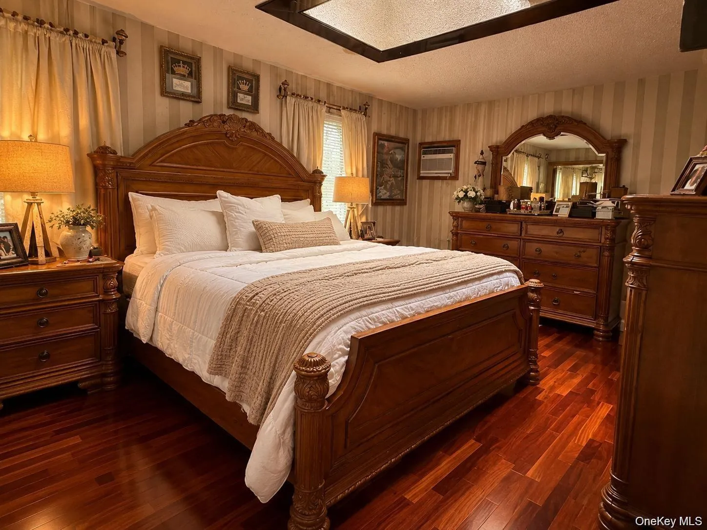 42 Birch Road, New York, NY, 3 Bedrooms Bedrooms, 7 Rooms Rooms,2 BathroomsBathrooms,Residential,For Rent,Birch,0,1047246 42 Birch Road, New York, NY, 3 Bedrooms Bedrooms, 7 Rooms Rooms,2 BathroomsBathrooms,Residential,For Rent,Birch,0,1047246