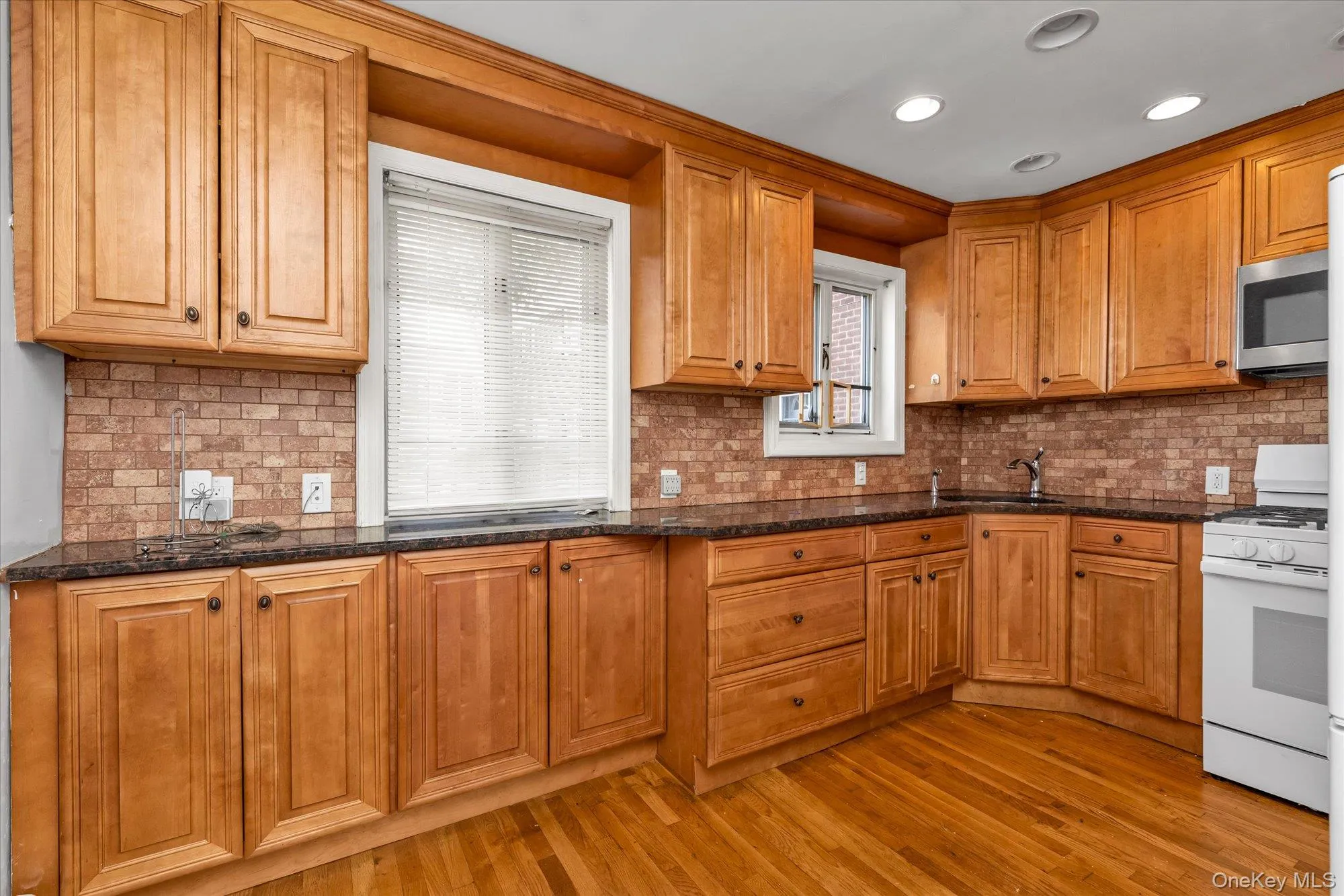 229-05 87th Avenue, New York, NY, 2 Bedrooms Bedrooms, 5 Rooms Rooms,1 BathroomBathrooms,Residential,For Rent,87th,0,1047249 229-05 87th Avenue, New York, NY, 2 Bedrooms Bedrooms, 5 Rooms Rooms,1 BathroomBathrooms,Residential,For Rent,87th,0,1047249