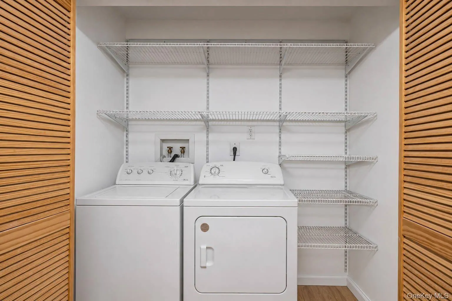12 Beecher Street, Brookhaven, NY, 3 Bedrooms Bedrooms, 9 Rooms Rooms,2 BathroomsBathrooms,Residential,For Rent,Beecher,0,1047250 12 Beecher Street, Brookhaven, NY, 3 Bedrooms Bedrooms, 9 Rooms Rooms,2 BathroomsBathrooms,Residential,For Rent,Beecher,0,1047250