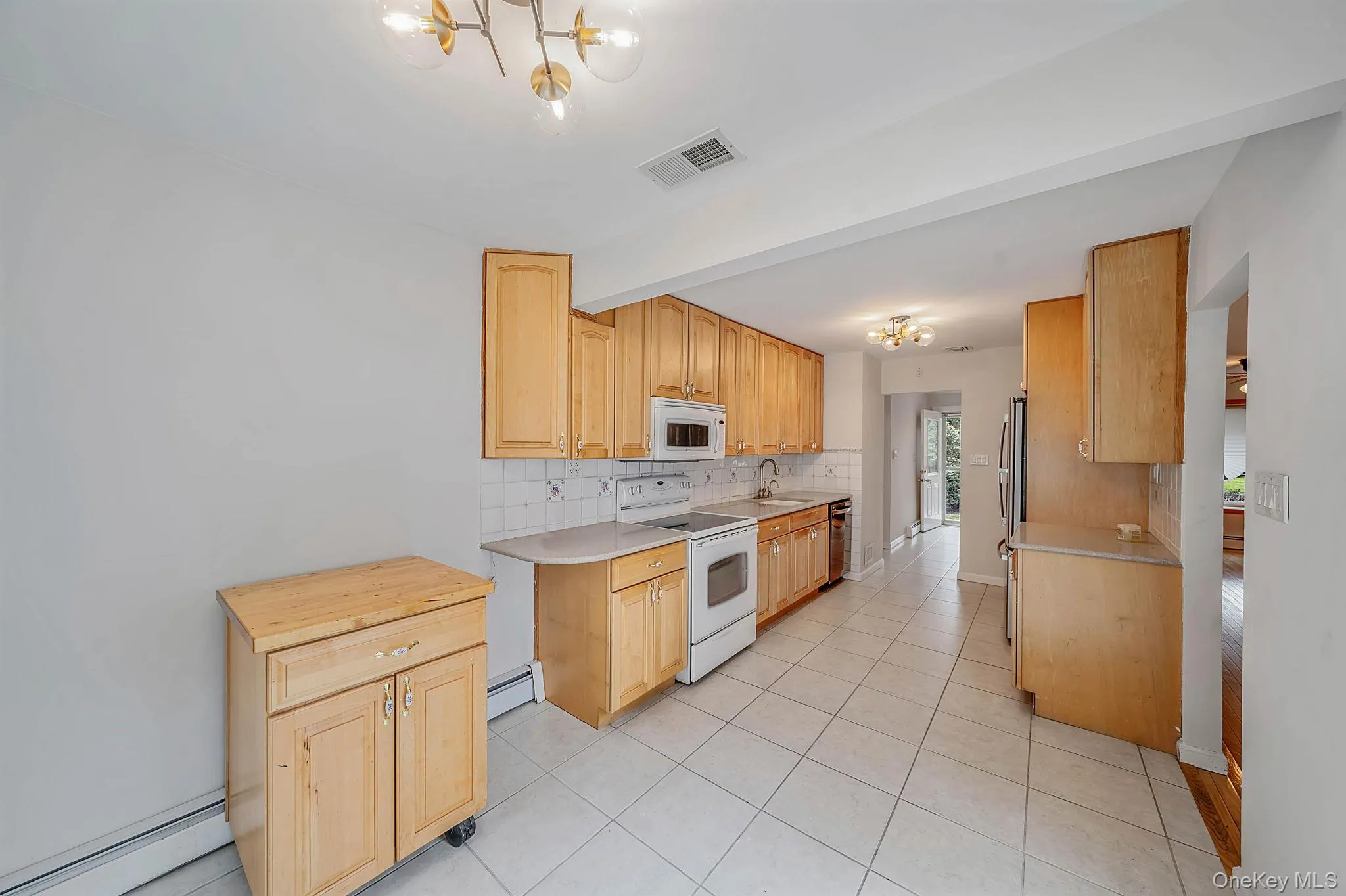 12 Beecher Street, Brookhaven, NY, 3 Bedrooms Bedrooms, 9 Rooms Rooms,2 BathroomsBathrooms,Residential,For Rent,Beecher,0,1047250 12 Beecher Street, Brookhaven, NY, 3 Bedrooms Bedrooms, 9 Rooms Rooms,2 BathroomsBathrooms,Residential,For Rent,Beecher,0,1047250