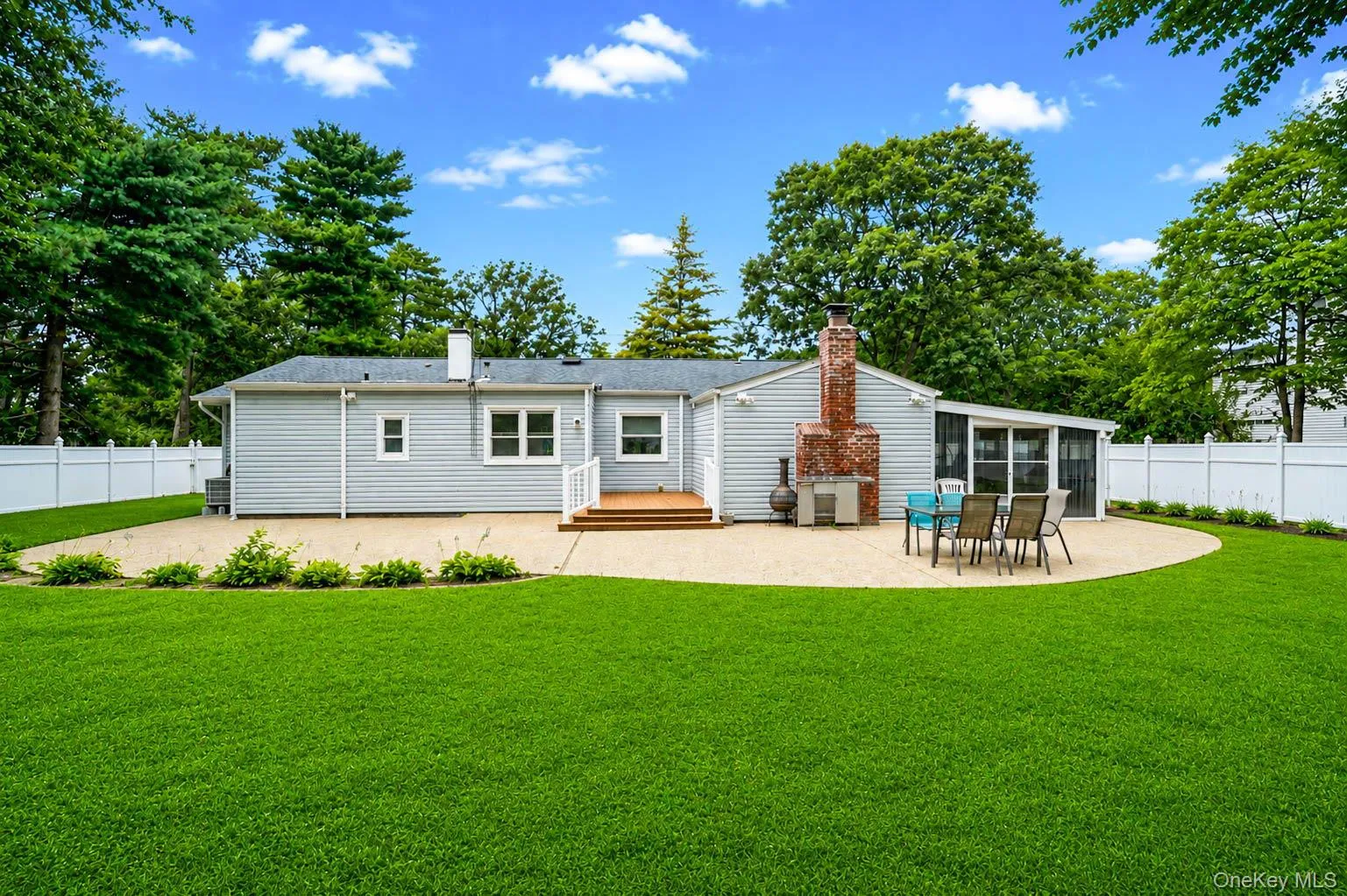 12 Beecher Street, Brookhaven, NY, 3 Bedrooms Bedrooms, 9 Rooms Rooms,2 BathroomsBathrooms,Residential,For Rent,Beecher,0,1047250 12 Beecher Street, Brookhaven, NY, 3 Bedrooms Bedrooms, 9 Rooms Rooms,2 BathroomsBathrooms,Residential,For Rent,Beecher,0,1047250
