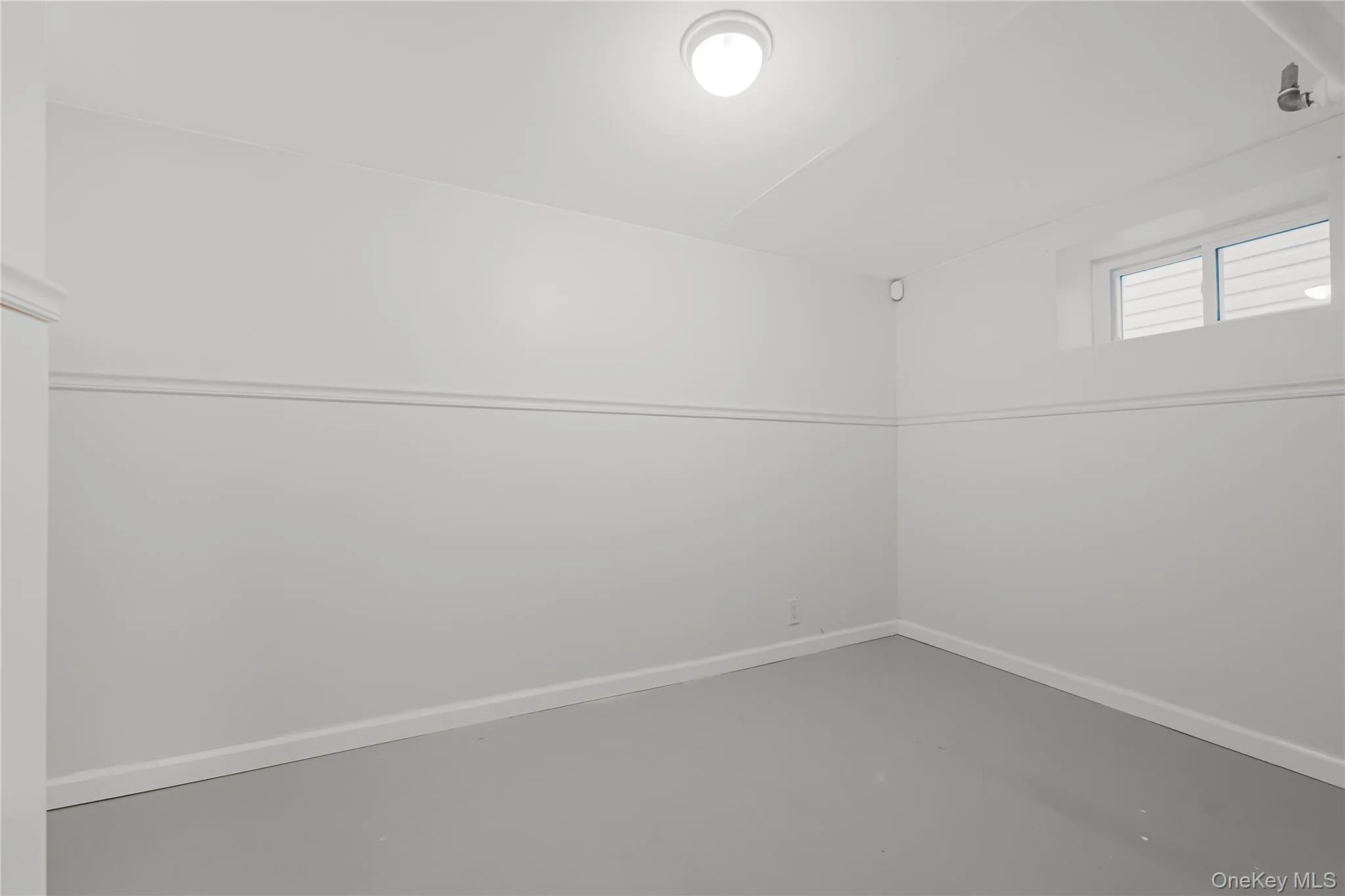 173-43 103rd Avenue, New York, NY, 4 Bedrooms Bedrooms, 7 Rooms Rooms,2 BathroomsBathrooms,Residential,For Rent,103rd,0,1047265 173-43 103rd Avenue, New York, NY, 4 Bedrooms Bedrooms, 7 Rooms Rooms,2 BathroomsBathrooms,Residential,For Rent,103rd,0,1047265