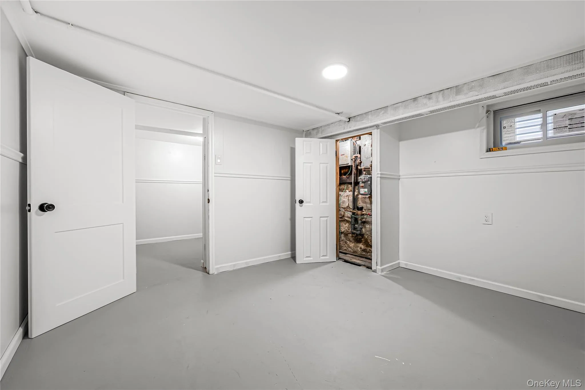 173-43 103rd Avenue, New York, NY, 4 Bedrooms Bedrooms, 7 Rooms Rooms,2 BathroomsBathrooms,Residential,For Rent,103rd,0,1047265 173-43 103rd Avenue, New York, NY, 4 Bedrooms Bedrooms, 7 Rooms Rooms,2 BathroomsBathrooms,Residential,For Rent,103rd,0,1047265