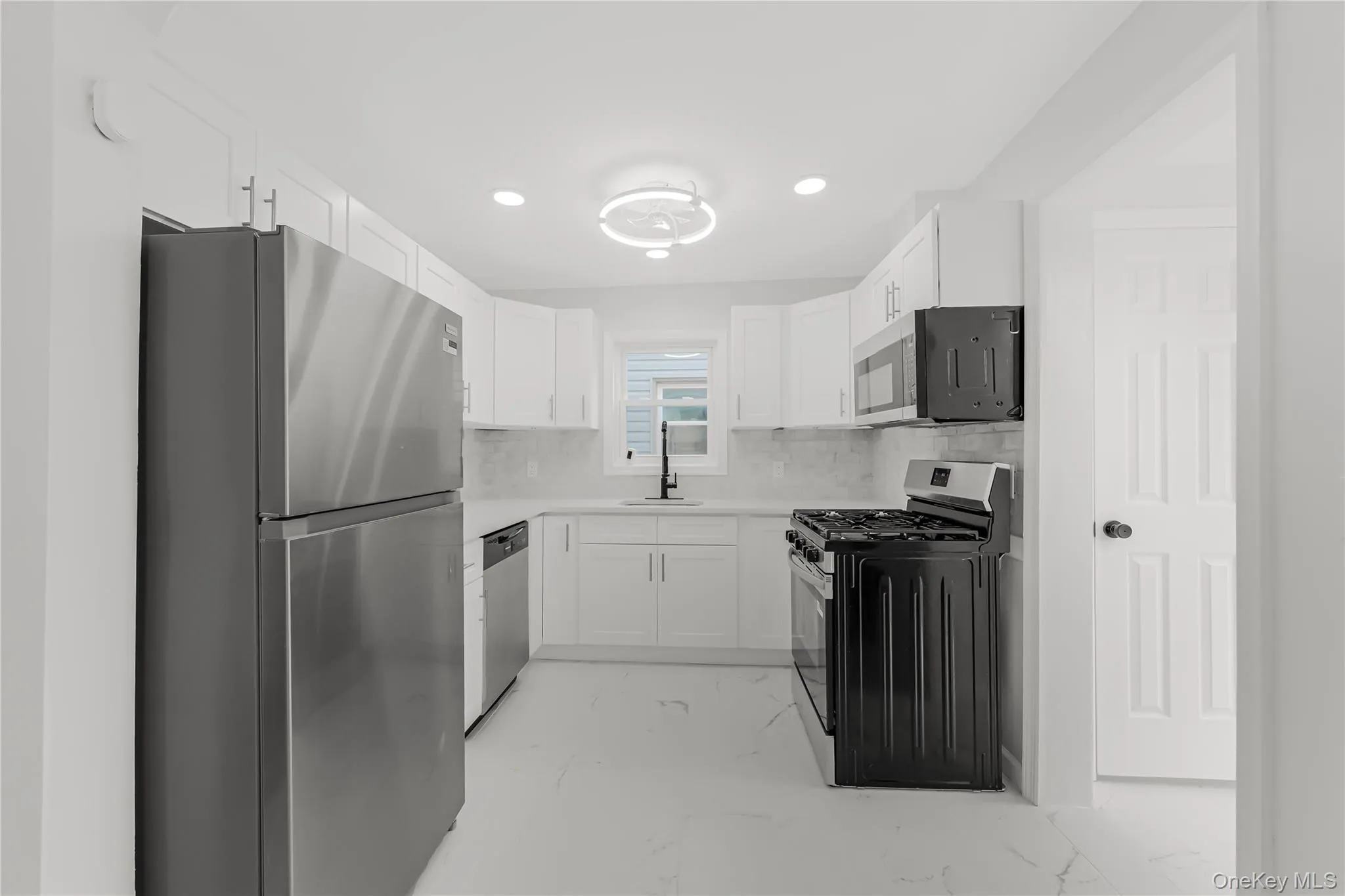 173-43 103rd Avenue, New York, NY, 4 Bedrooms Bedrooms, 7 Rooms Rooms,2 BathroomsBathrooms,Residential,For Rent,103rd,0,1047265 173-43 103rd Avenue, New York, NY, 4 Bedrooms Bedrooms, 7 Rooms Rooms,2 BathroomsBathrooms,Residential,For Rent,103rd,0,1047265
