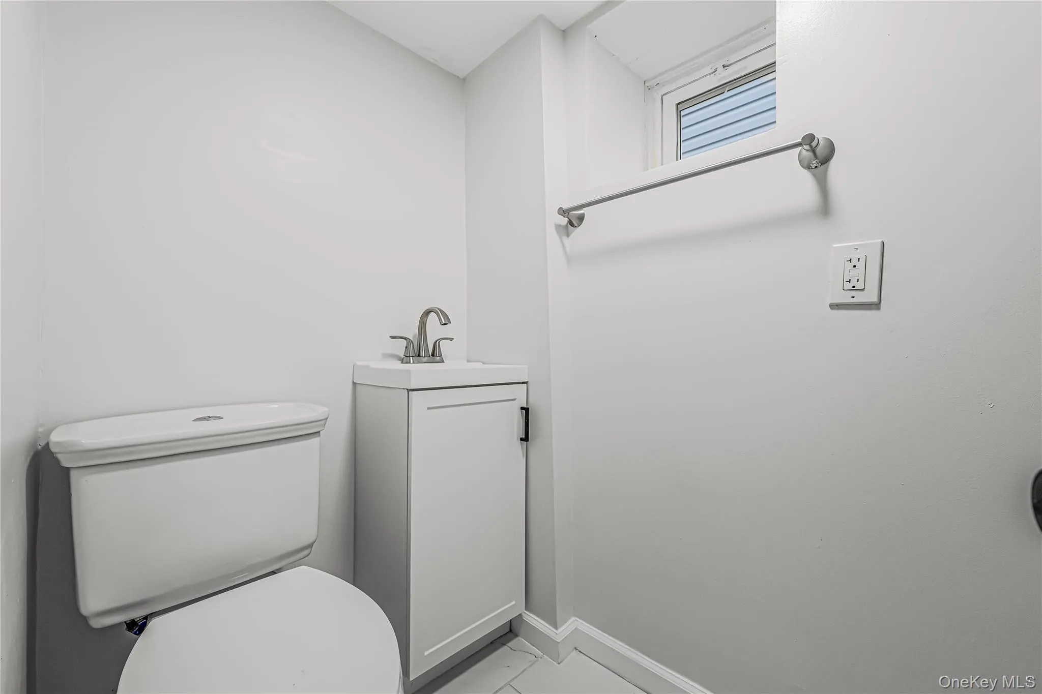 173-43 103rd Avenue, New York, NY, 4 Bedrooms Bedrooms, 7 Rooms Rooms,2 BathroomsBathrooms,Residential,For Rent,103rd,0,1047265 173-43 103rd Avenue, New York, NY, 4 Bedrooms Bedrooms, 7 Rooms Rooms,2 BathroomsBathrooms,Residential,For Rent,103rd,0,1047265