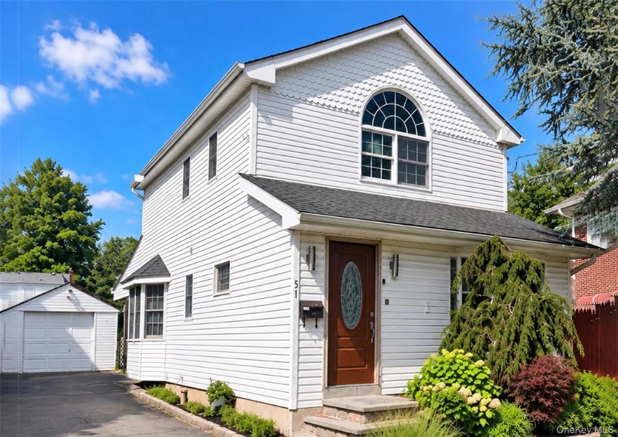 51 Lafayette Avenue, North Hempstead, NY, 2 Bedrooms Bedrooms, 6 Rooms Rooms,2 BathroomsBathrooms,Residential,For Rent,Lafayette,0,1047268 51 Lafayette Avenue, North Hempstead, NY, 2 Bedrooms Bedrooms, 6 Rooms Rooms,2 BathroomsBathrooms,Residential,For Rent,Lafayette,0,1047268