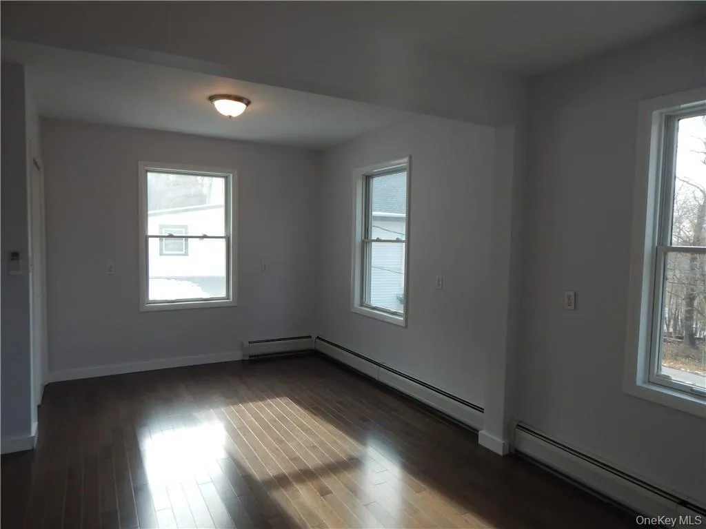 252 Rockland Lake, Clarkstown, NY, 2 Bedrooms Bedrooms, 5 Rooms Rooms,2 BathroomsBathrooms,Residential Lease,For Rent,Rockland Lake,0,1047270 252 Rockland Lake, Clarkstown, NY, 2 Bedrooms Bedrooms, 5 Rooms Rooms,2 BathroomsBathrooms,Residential Lease,For Rent,Rockland Lake,0,1047270