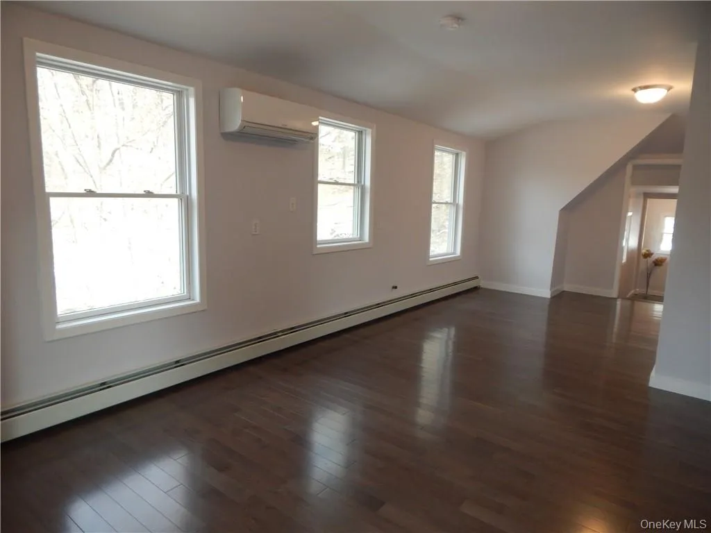 252 Rockland Lake, Clarkstown, NY, 2 Bedrooms Bedrooms, 5 Rooms Rooms,2 BathroomsBathrooms,Residential Lease,For Rent,Rockland Lake,0,1047270 252 Rockland Lake, Clarkstown, NY, 2 Bedrooms Bedrooms, 5 Rooms Rooms,2 BathroomsBathrooms,Residential Lease,For Rent,Rockland Lake,0,1047270