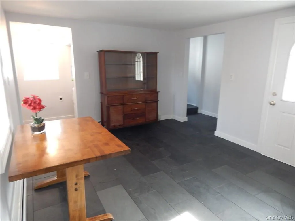 252 Rockland Lake, Clarkstown, NY, 2 Bedrooms Bedrooms, 5 Rooms Rooms,2 BathroomsBathrooms,Residential Lease,For Rent,Rockland Lake,0,1047270 252 Rockland Lake, Clarkstown, NY, 2 Bedrooms Bedrooms, 5 Rooms Rooms,2 BathroomsBathrooms,Residential Lease,For Rent,Rockland Lake,0,1047270