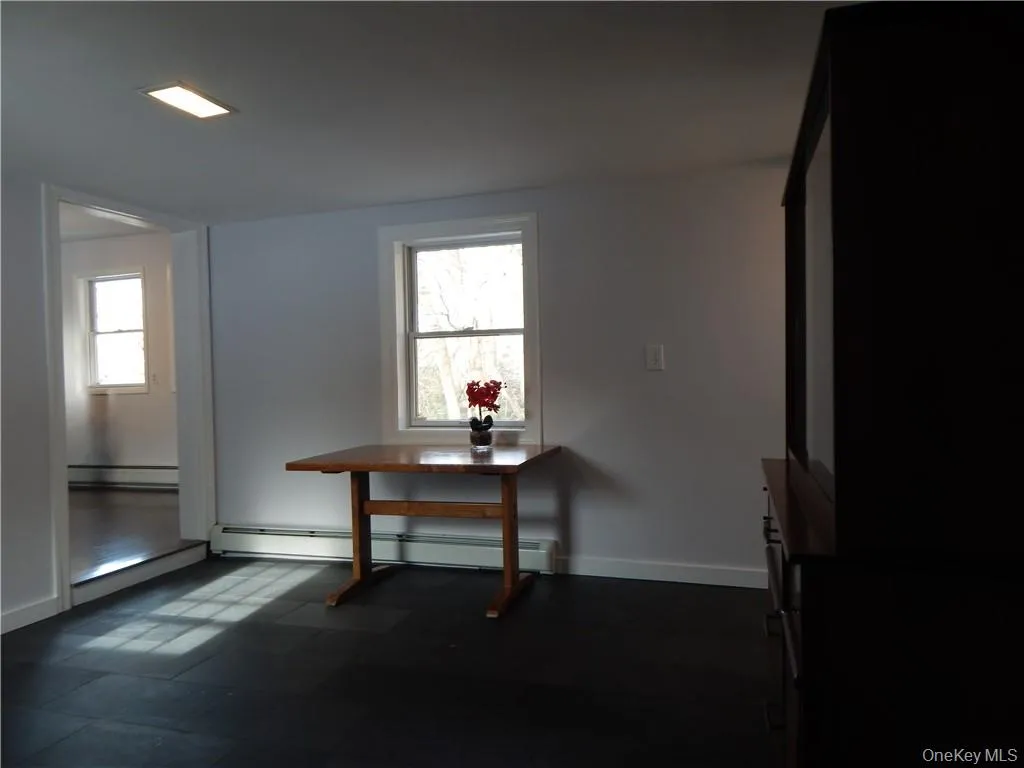 252 Rockland Lake, Clarkstown, NY, 2 Bedrooms Bedrooms, 5 Rooms Rooms,2 BathroomsBathrooms,Residential Lease,For Rent,Rockland Lake,0,1047270 252 Rockland Lake, Clarkstown, NY, 2 Bedrooms Bedrooms, 5 Rooms Rooms,2 BathroomsBathrooms,Residential Lease,For Rent,Rockland Lake,0,1047270