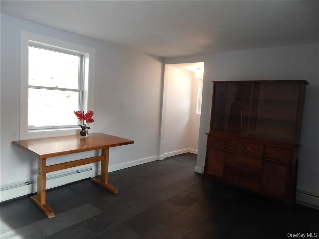 252 Rockland Lake, Clarkstown, NY, 2 Bedrooms Bedrooms, 5 Rooms Rooms,2 BathroomsBathrooms,Residential Lease,For Rent,Rockland Lake,0,1047270 252 Rockland Lake, Clarkstown, NY, 2 Bedrooms Bedrooms, 5 Rooms Rooms,2 BathroomsBathrooms,Residential Lease,For Rent,Rockland Lake,0,1047270