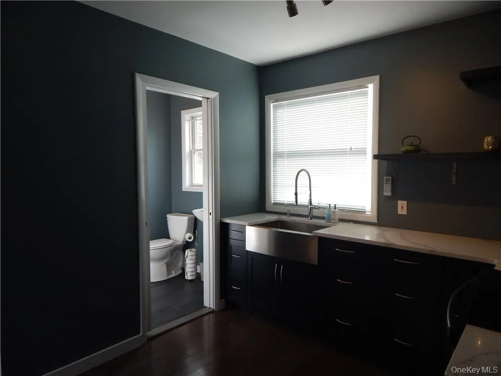 252 Rockland Lake, Clarkstown, NY, 2 Bedrooms Bedrooms, 5 Rooms Rooms,2 BathroomsBathrooms,Residential Lease,For Rent,Rockland Lake,0,1047270 252 Rockland Lake, Clarkstown, NY, 2 Bedrooms Bedrooms, 5 Rooms Rooms,2 BathroomsBathrooms,Residential Lease,For Rent,Rockland Lake,0,1047270