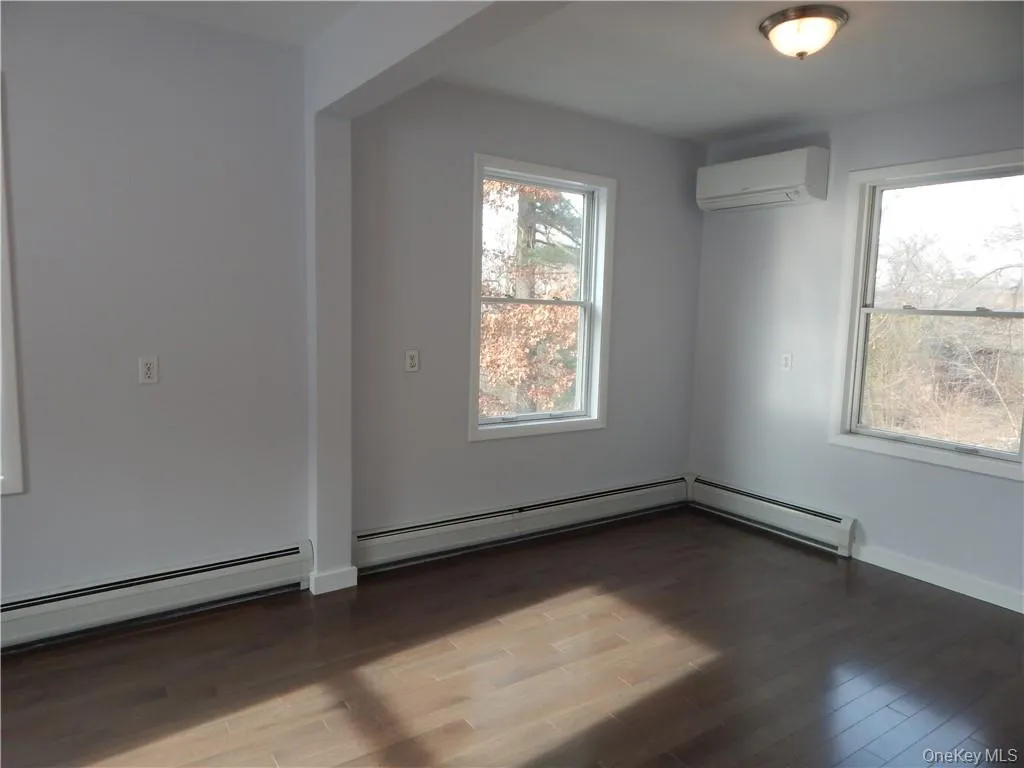 252 Rockland Lake, Clarkstown, NY, 2 Bedrooms Bedrooms, 5 Rooms Rooms,2 BathroomsBathrooms,Residential Lease,For Rent,Rockland Lake,0,1047270 252 Rockland Lake, Clarkstown, NY, 2 Bedrooms Bedrooms, 5 Rooms Rooms,2 BathroomsBathrooms,Residential Lease,For Rent,Rockland Lake,0,1047270