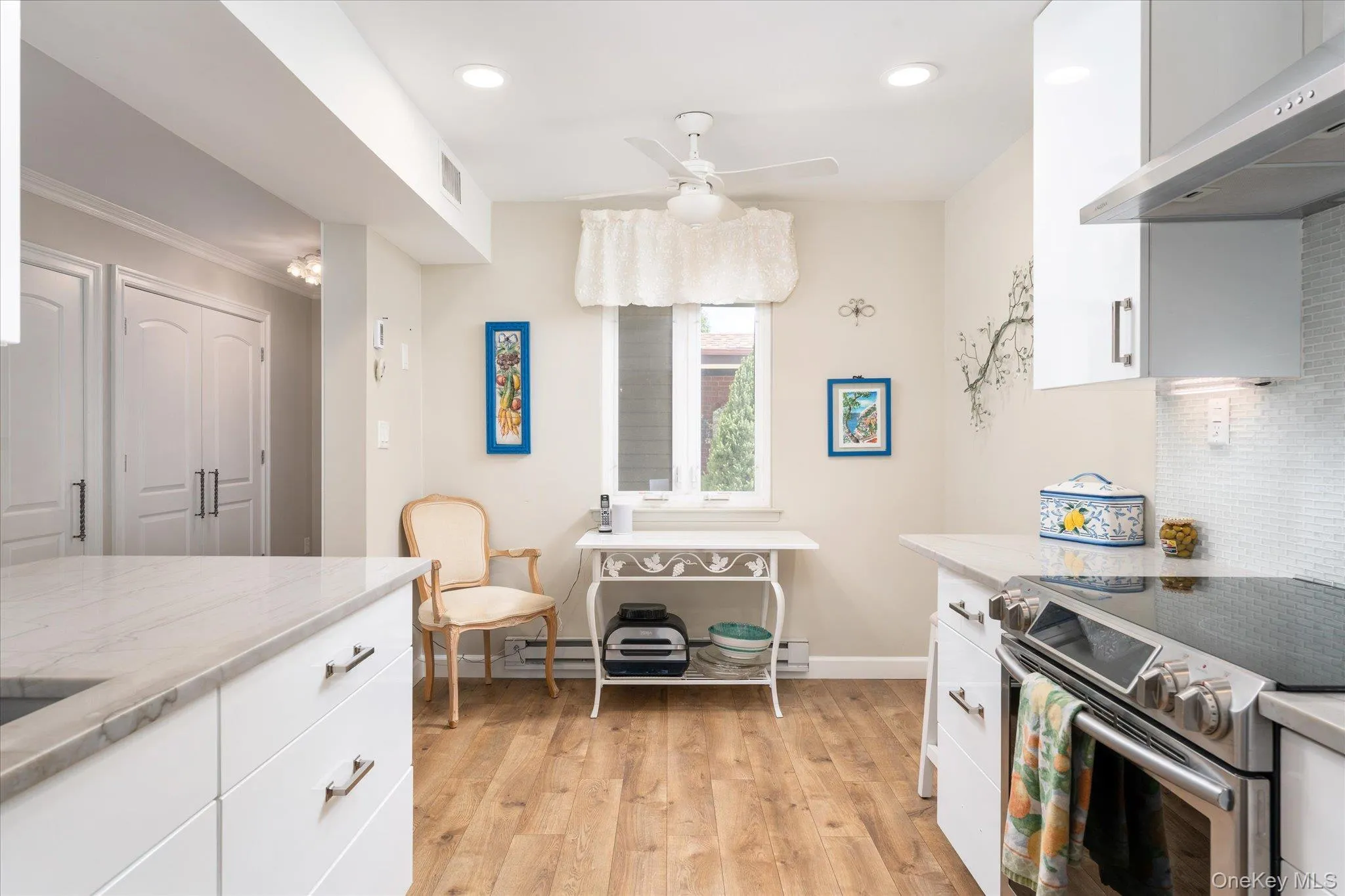 1102 Gotham Path, Smithtown, NY, 3 Bedrooms Bedrooms, 6 Rooms Rooms,2 BathroomsBathrooms,Residential,For Rent,Gotham,0,1047276 1102 Gotham Path, Smithtown, NY, 3 Bedrooms Bedrooms, 6 Rooms Rooms,2 BathroomsBathrooms,Residential,For Rent,Gotham,0,1047276