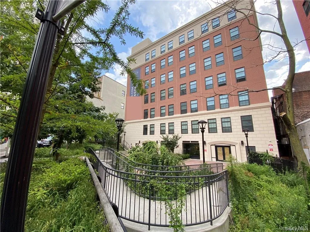13 Main Street, Yonkers, NY, 2 Bedrooms Bedrooms, 1 Room Rooms,1 BathroomBathrooms,Residential Lease,For Rent,Main,0,1047277 13 Main Street, Yonkers, NY, 2 Bedrooms Bedrooms, 1 Room Rooms,1 BathroomBathrooms,Residential Lease,For Rent,Main,0,1047277