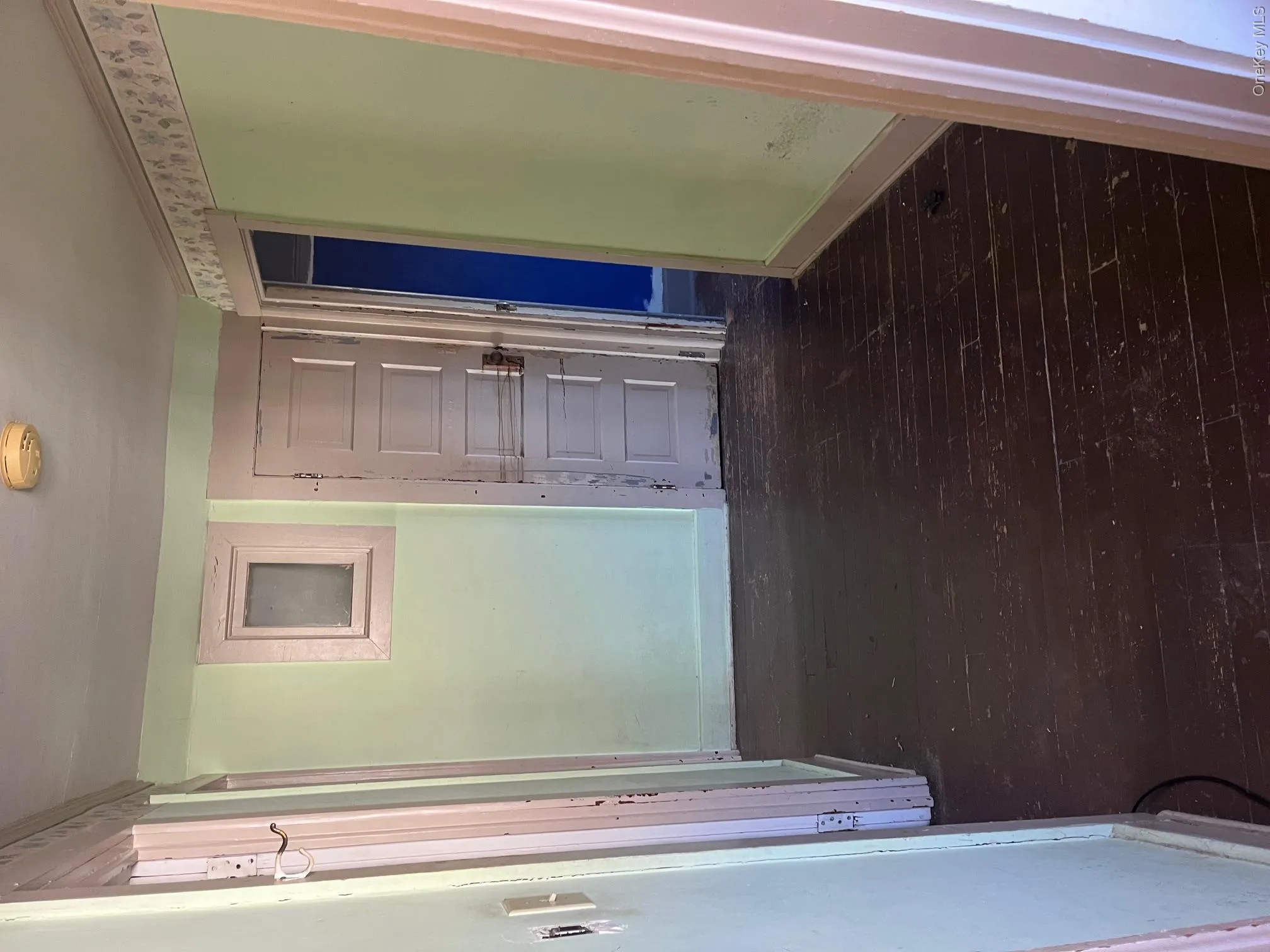 56 Grand Street, Kingston, NY, 3 Bedrooms Bedrooms, 6 Rooms Rooms,1 BathroomBathrooms,Residential,For Rent,Grand,0,1047280 56 Grand Street, Kingston, NY, 3 Bedrooms Bedrooms, 6 Rooms Rooms,1 BathroomBathrooms,Residential,For Rent,Grand,0,1047280