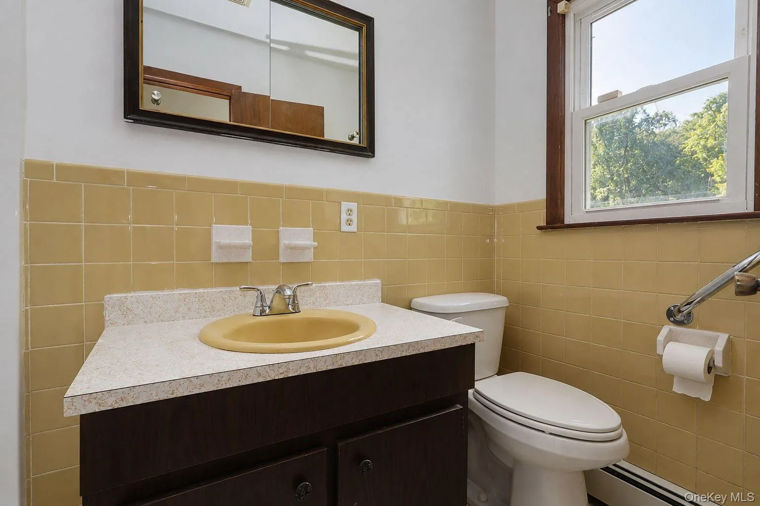 121 Marl Road, Shawangunk, NY, 5 Bedrooms Bedrooms, 8 Rooms Rooms,3 BathroomsBathrooms,Residential,For Rent,Marl,0,1047287 121 Marl Road, Shawangunk, NY, 5 Bedrooms Bedrooms, 8 Rooms Rooms,3 BathroomsBathrooms,Residential,For Rent,Marl,0,1047287