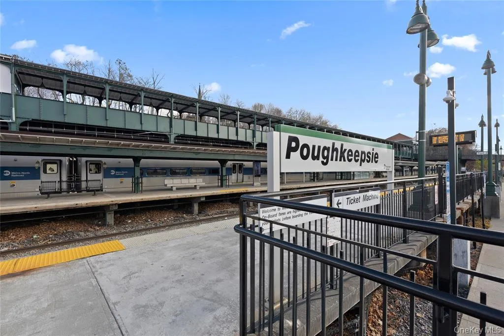 9 Lagrange Avenue, Poughkeepsie, NY, 2 Bedrooms Bedrooms, 3 Rooms Rooms,1 BathroomBathrooms,Residential Lease,For Rent,Lagrange,0,1047288 9 Lagrange Avenue, Poughkeepsie, NY, 2 Bedrooms Bedrooms, 3 Rooms Rooms,1 BathroomBathrooms,Residential Lease,For Rent,Lagrange,0,1047288