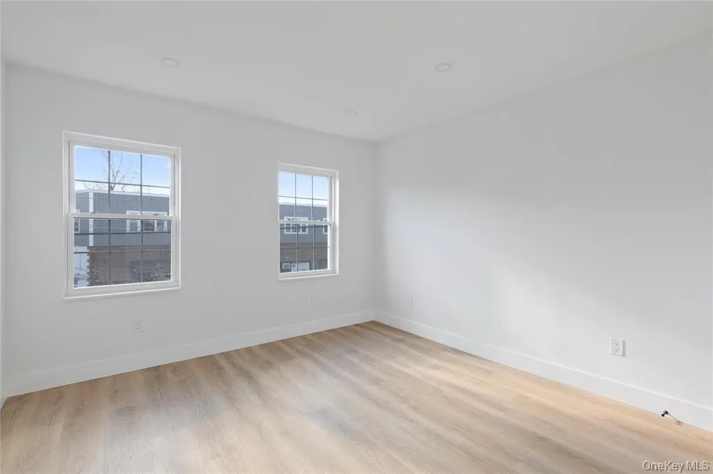 9 Lagrange Avenue, Poughkeepsie, NY, 2 Bedrooms Bedrooms, 3 Rooms Rooms,1 BathroomBathrooms,Residential Lease,For Rent,Lagrange,0,1047288 9 Lagrange Avenue, Poughkeepsie, NY, 2 Bedrooms Bedrooms, 3 Rooms Rooms,1 BathroomBathrooms,Residential Lease,For Rent,Lagrange,0,1047288